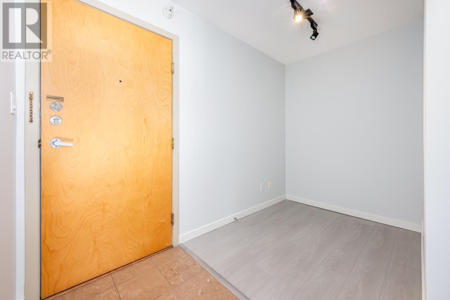 505 8288 Saba Road Property Photo 11