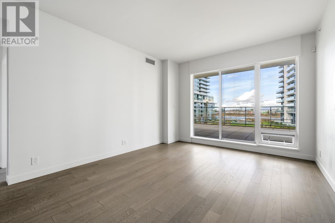 305 6688 Pearson Way Property Photo 4