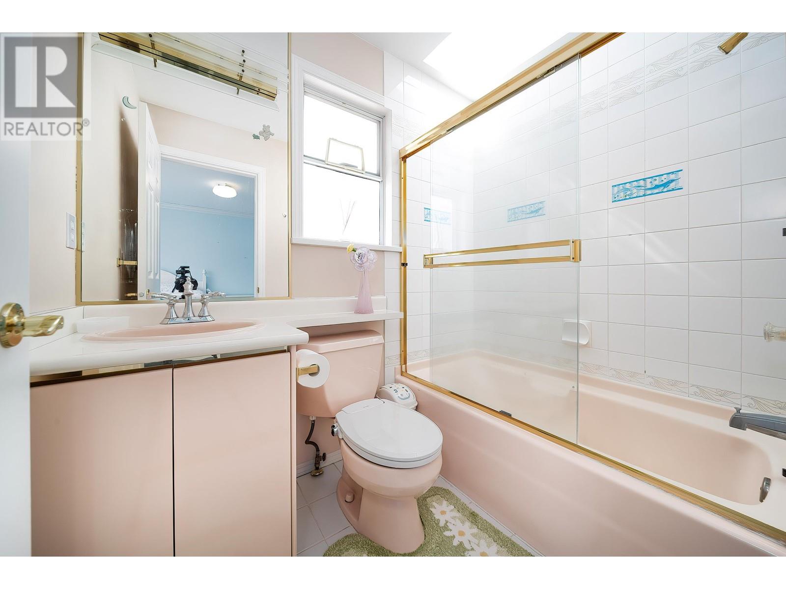 6009 Selkirk Street Property Photo 16