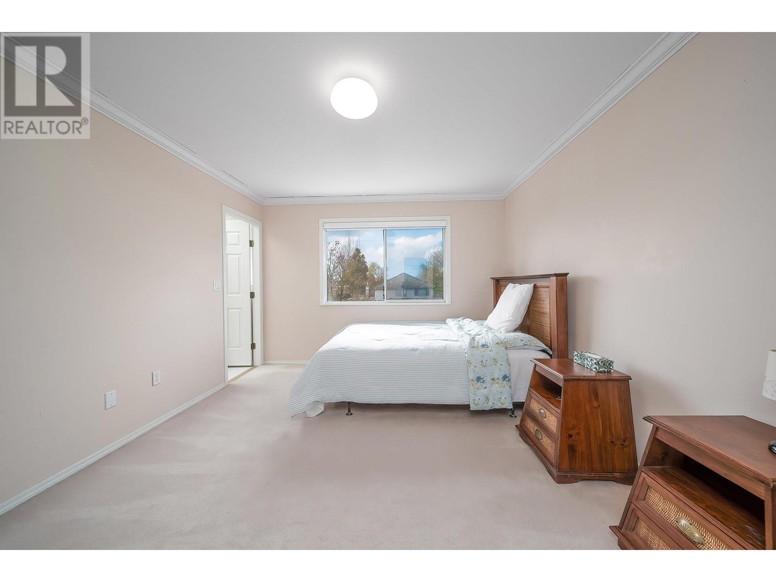 6009 Selkirk Street Property Photo 17