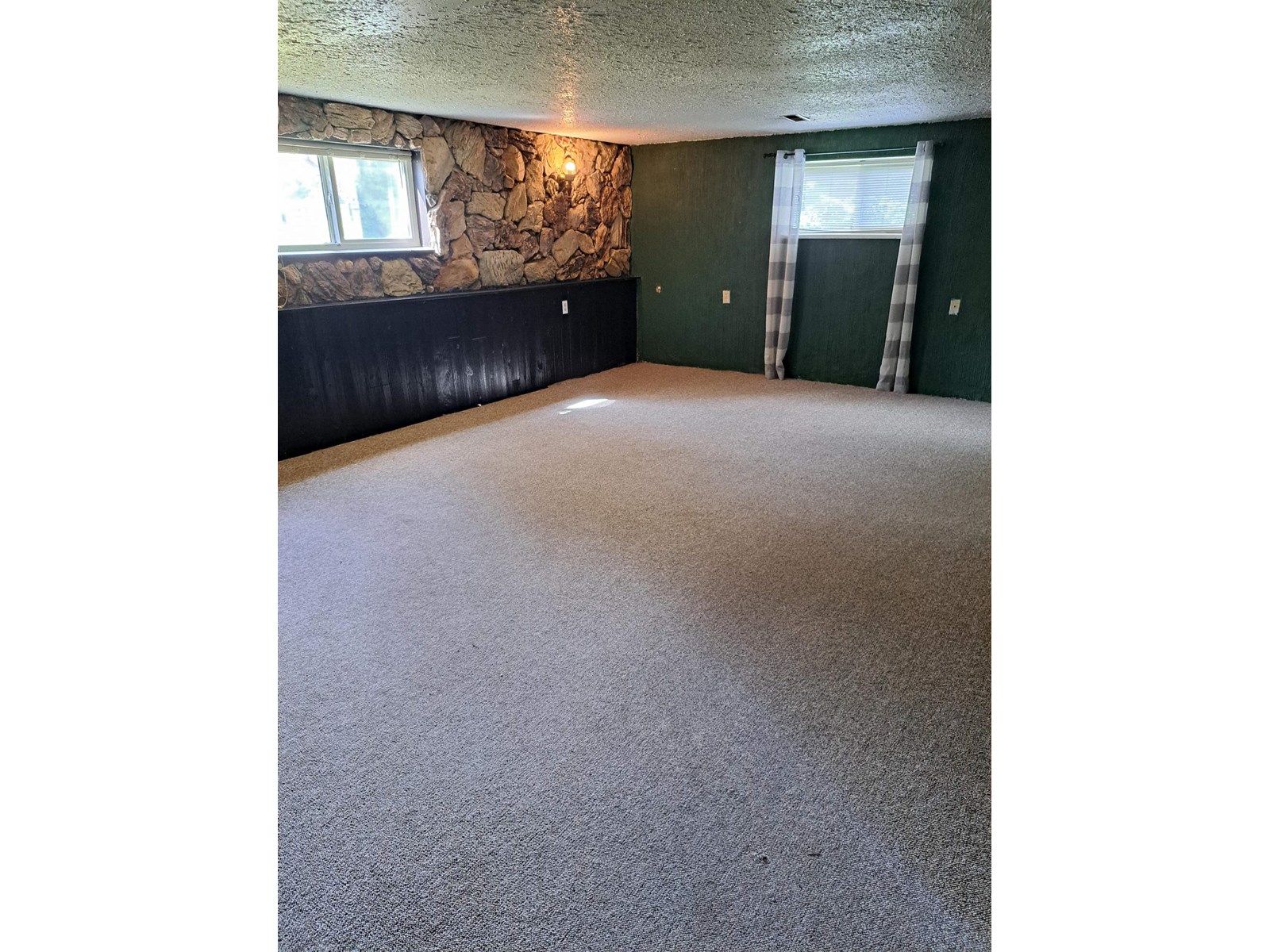 14073 113 Avenue Property Photo 15