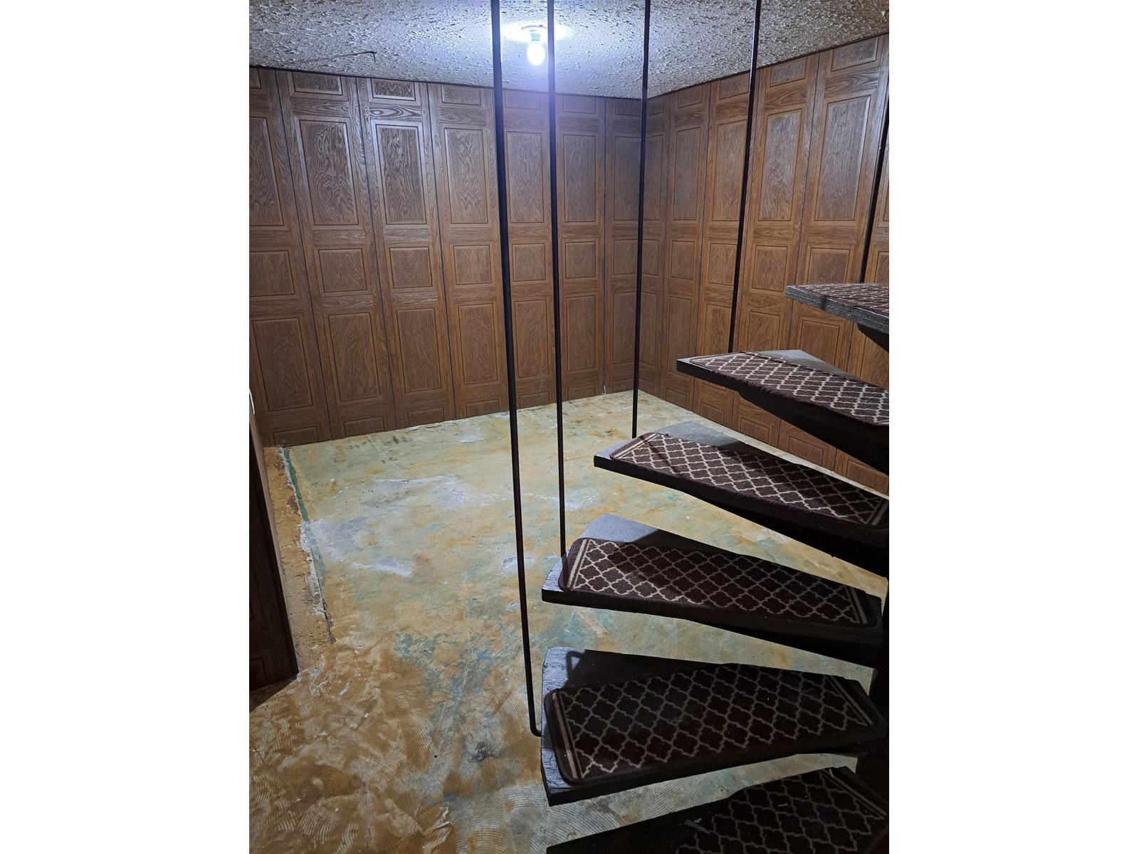 14073 113 Avenue Property Photo 22