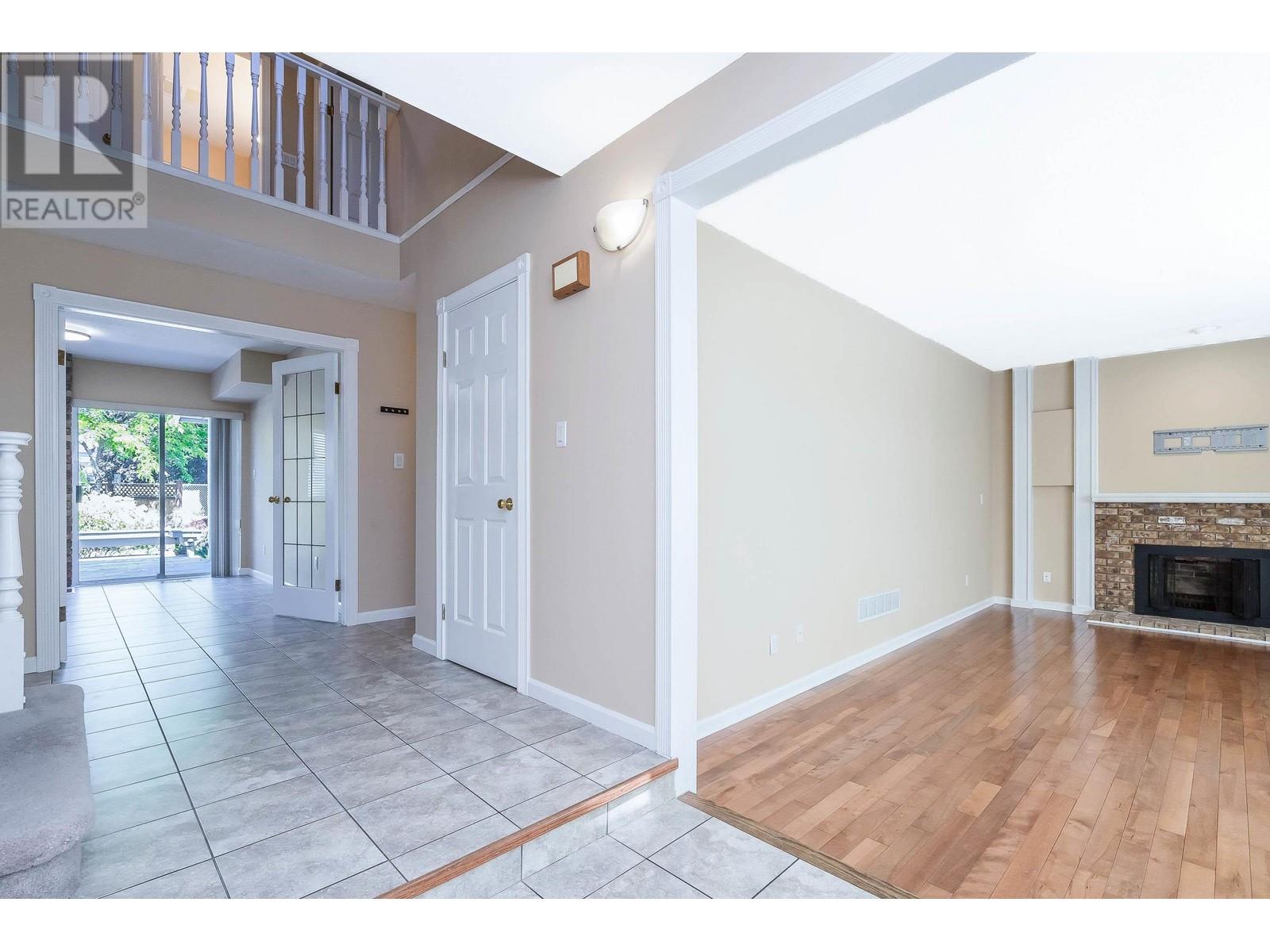 915 Citadel Drive Property Photo 2
