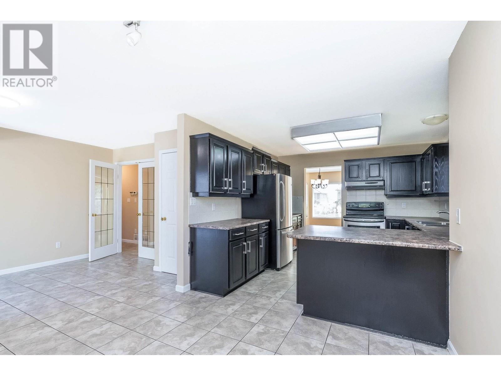 915 Citadel Drive Property Photo 12