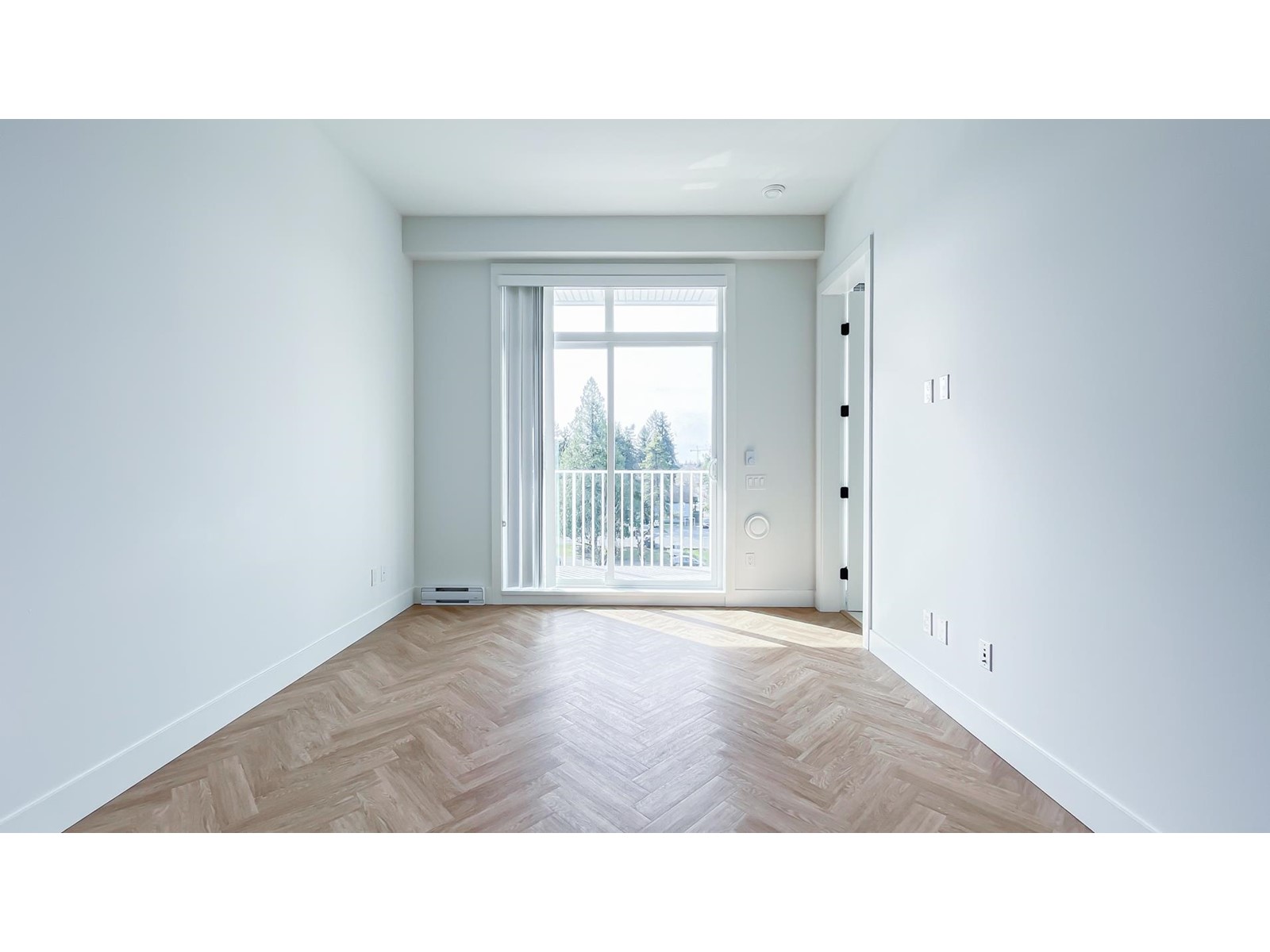 404 13929 105 Boulevard Property Photo 7