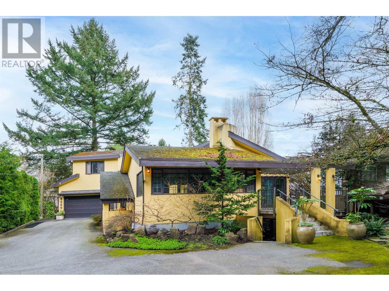 6000 BUCKINGHAM AVENUE Property Photo 1