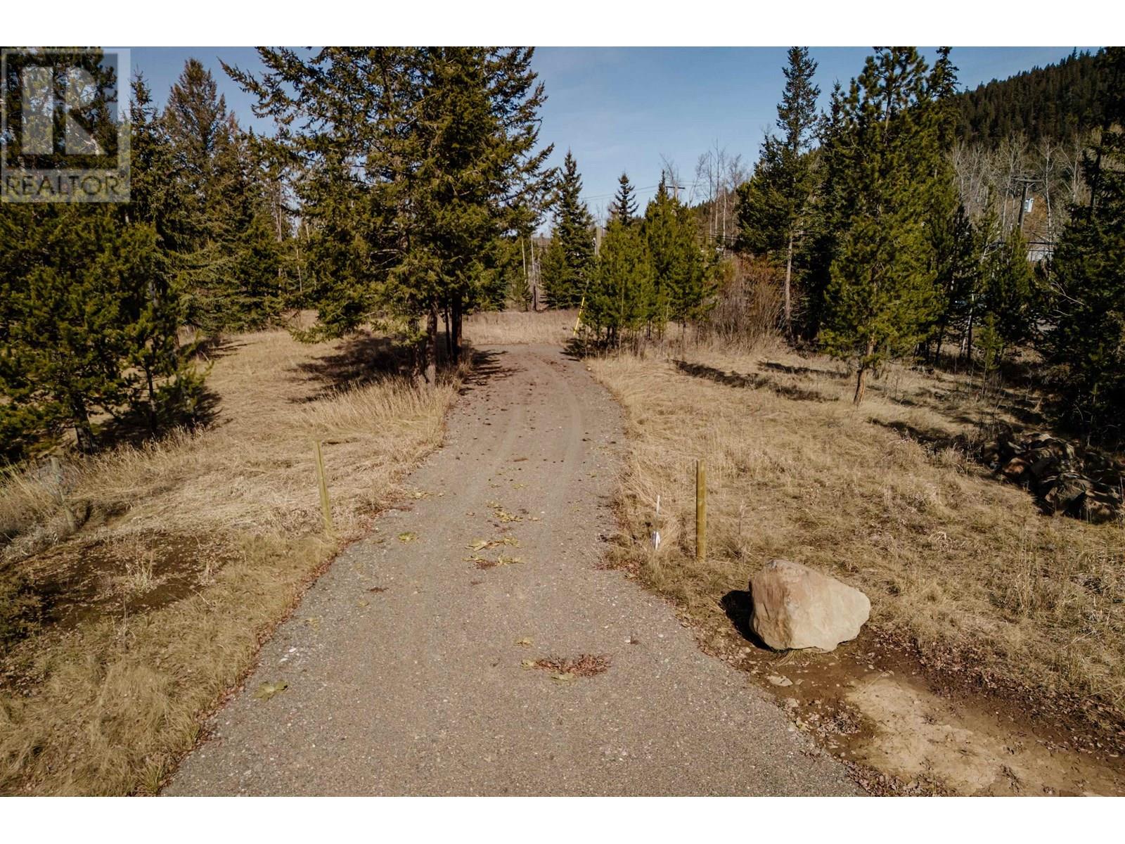 5680 Horse Lake Road Property Photo 10