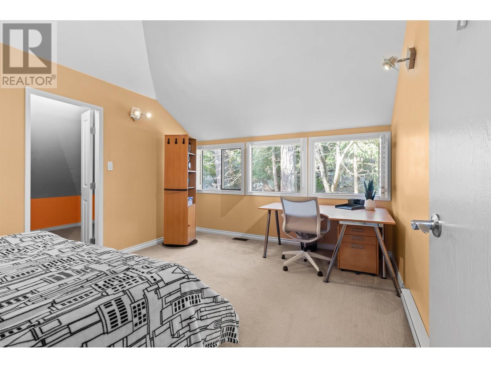 4635 Caulfeild Drive Property Photo 27