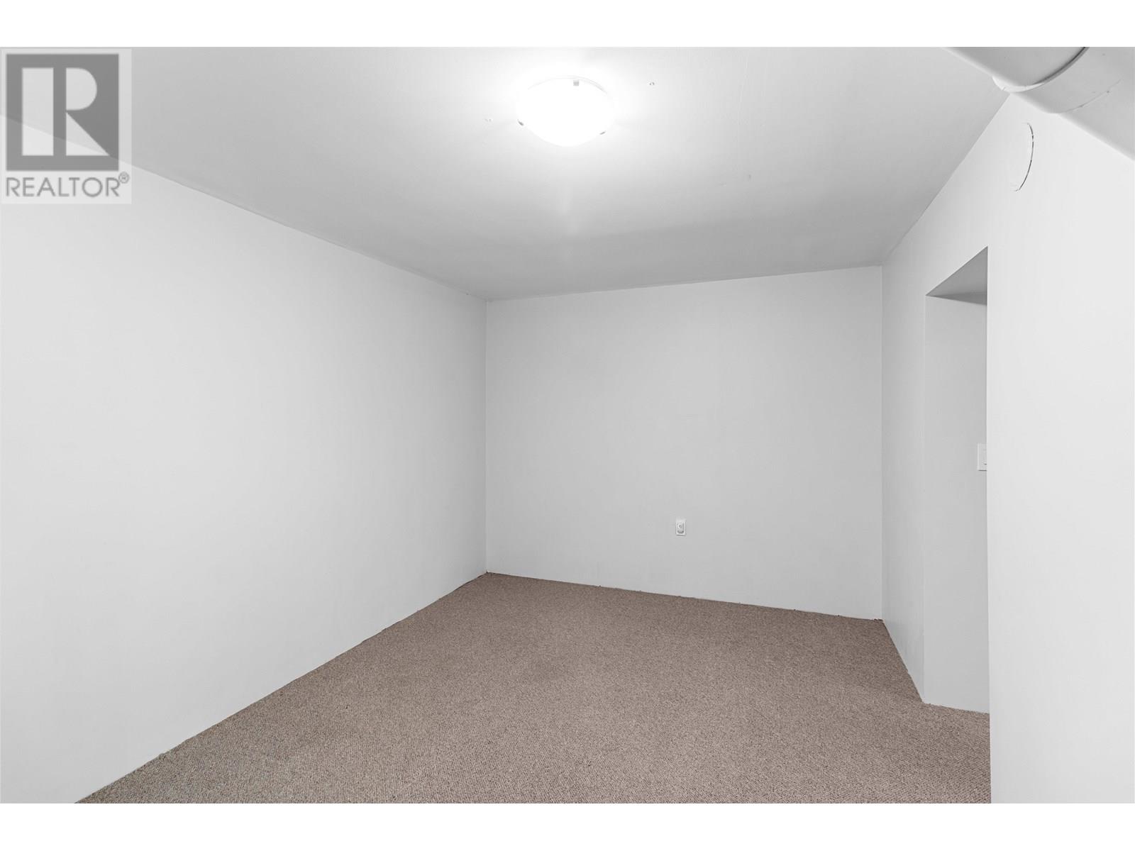 4635 Caulfeild Drive Property Photo 36