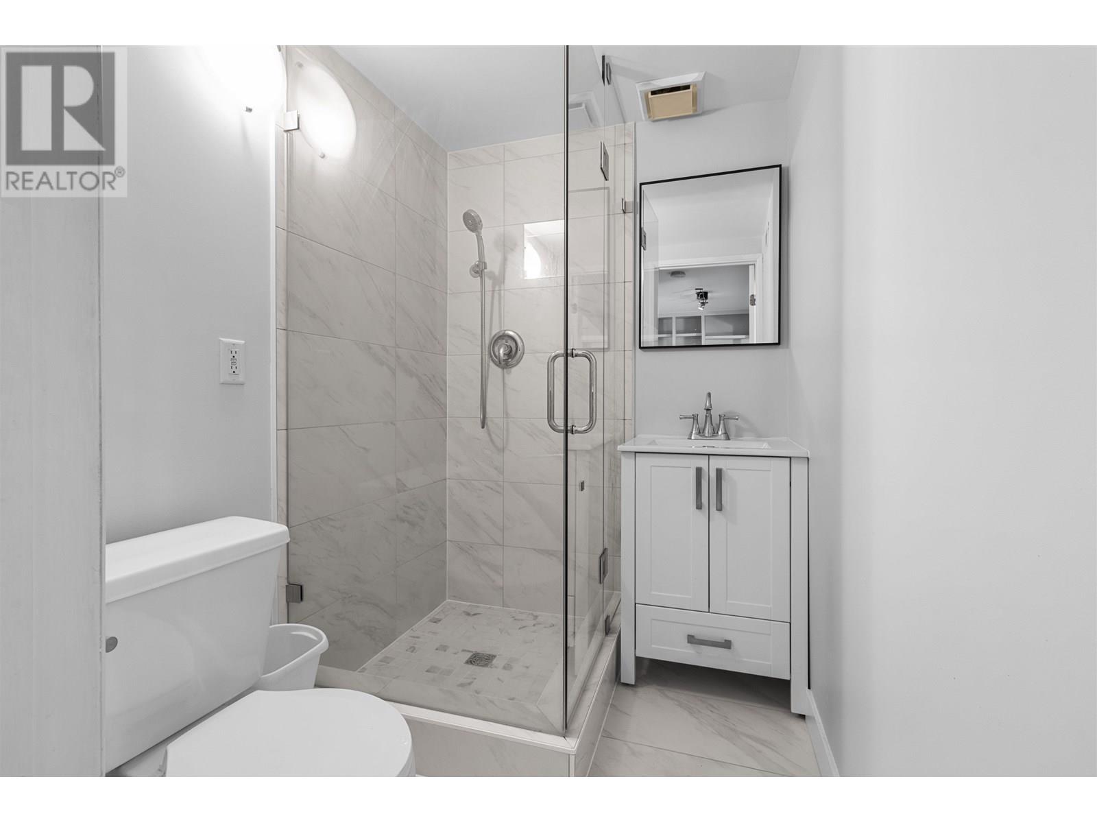 4635 Caulfeild Drive Property Photo 37