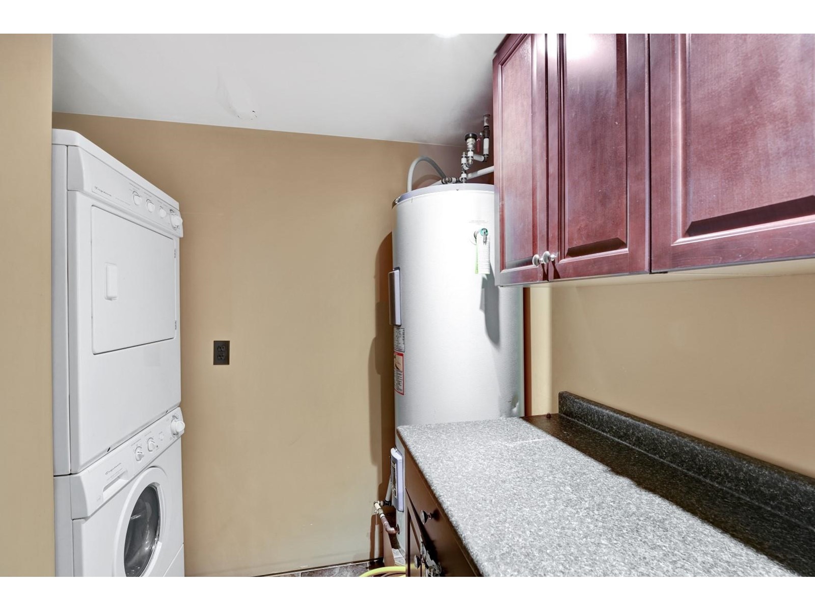 2 20919 Snowflake Crescent Property Photo 19
