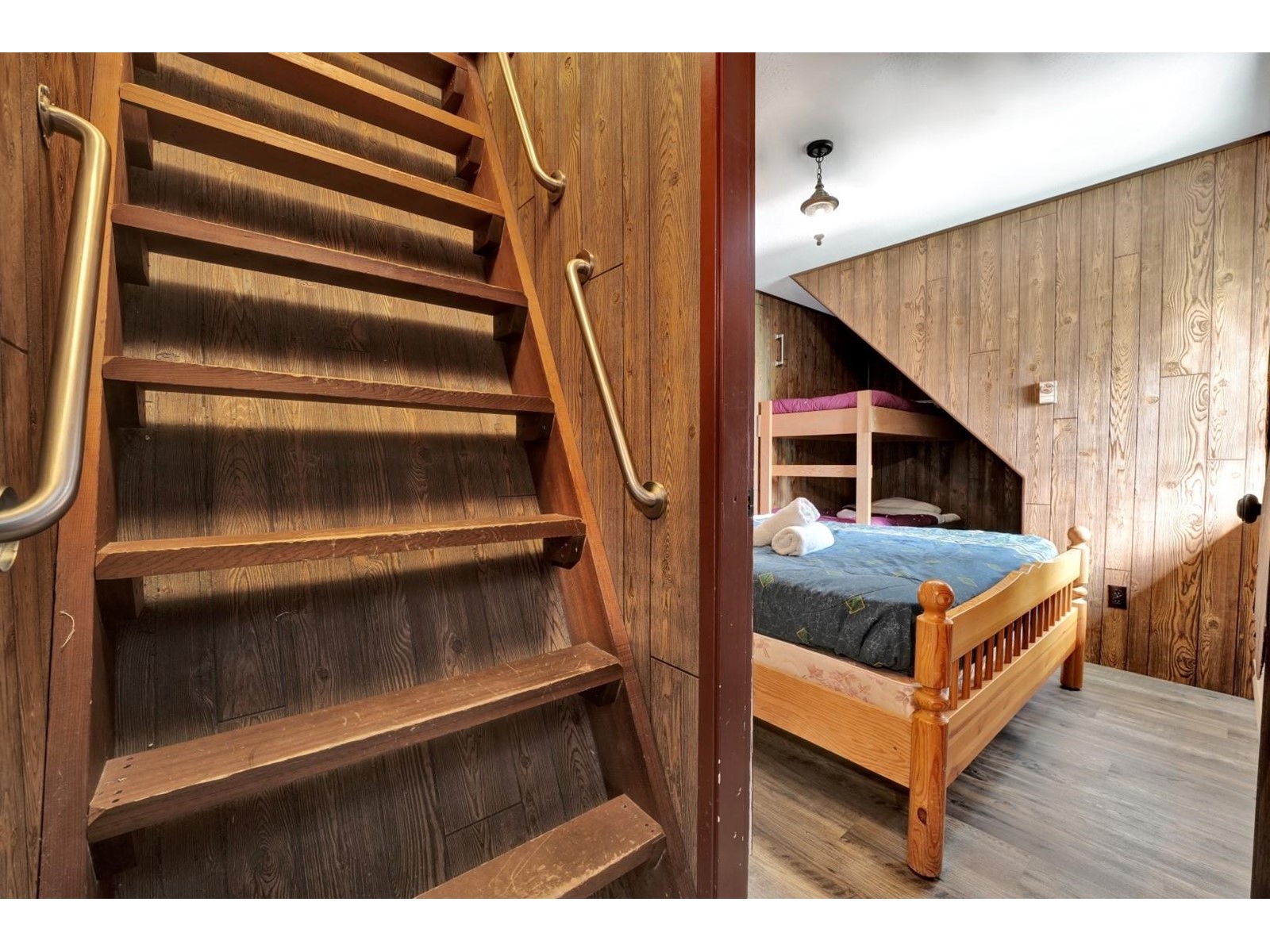 2 20919 Snowflake Crescent Property Photo 31