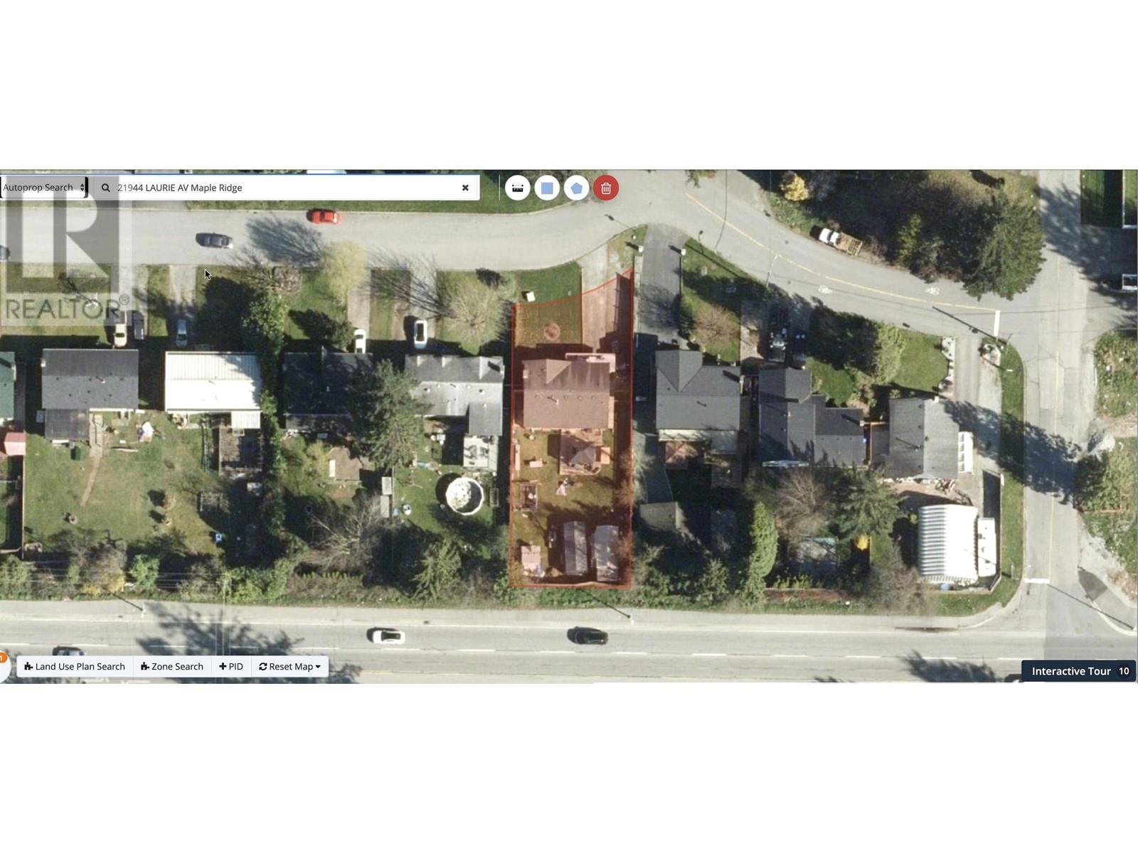 21944 Laurie Avenue Property Photo 1