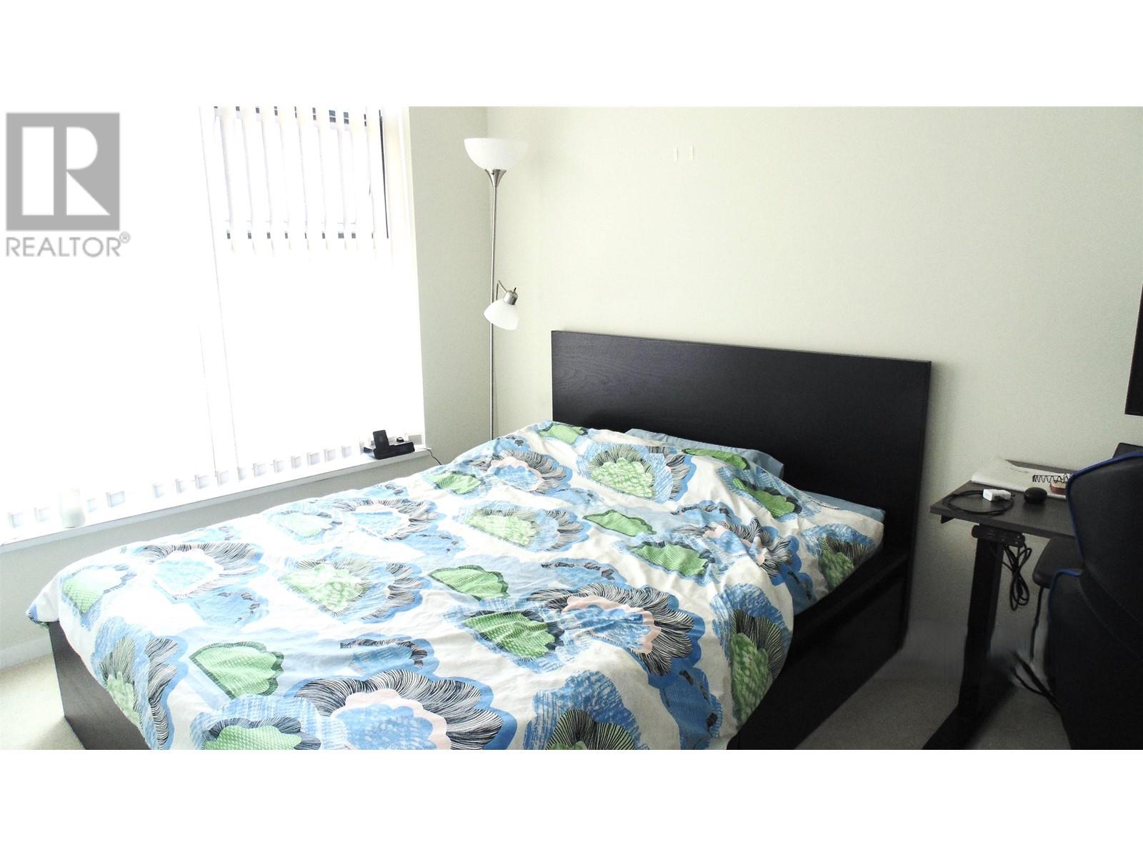 2808 3102 Windsor Gate Property Photo 10