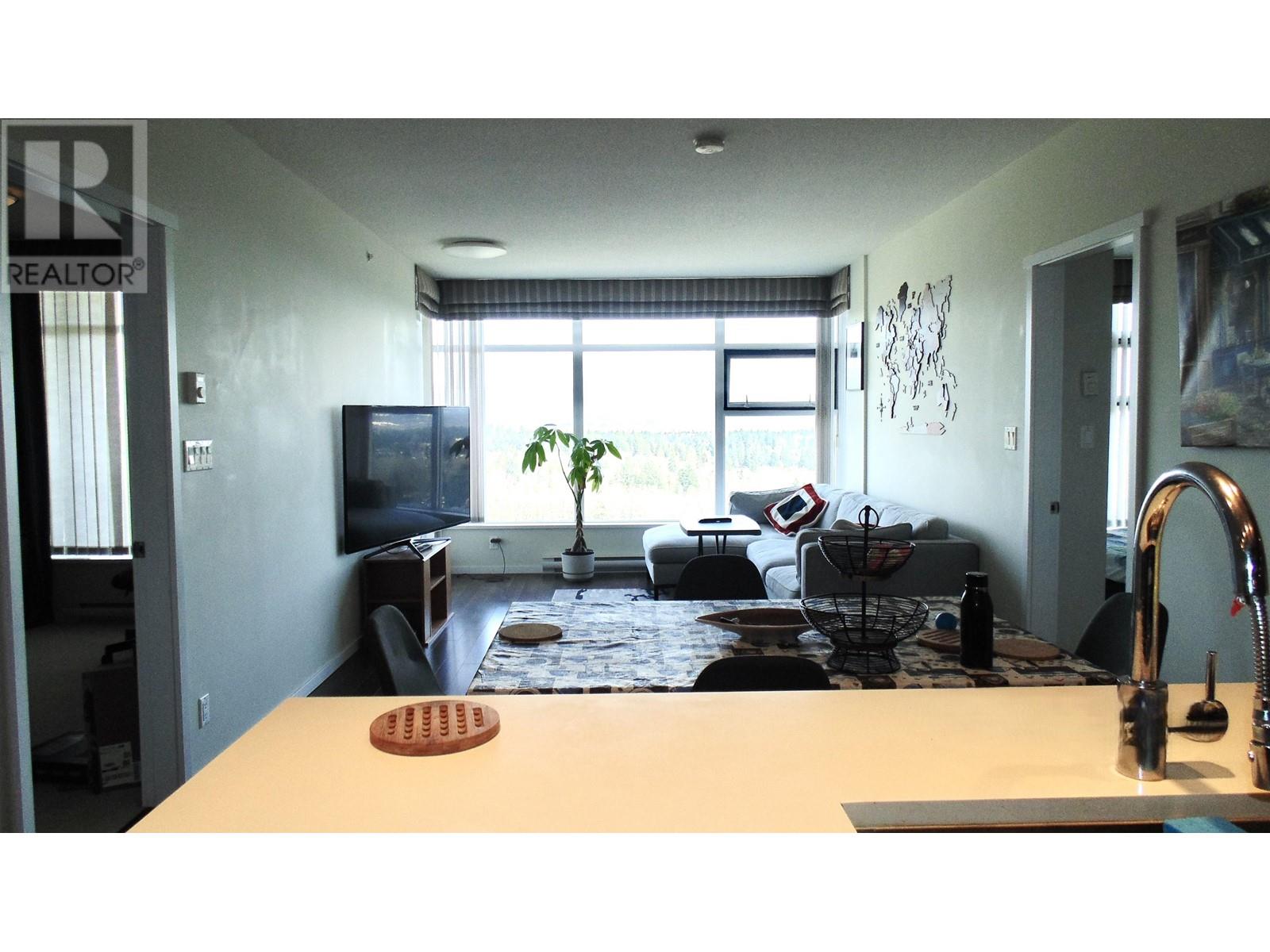 2808 3102 Windsor Gate Property Photo 11