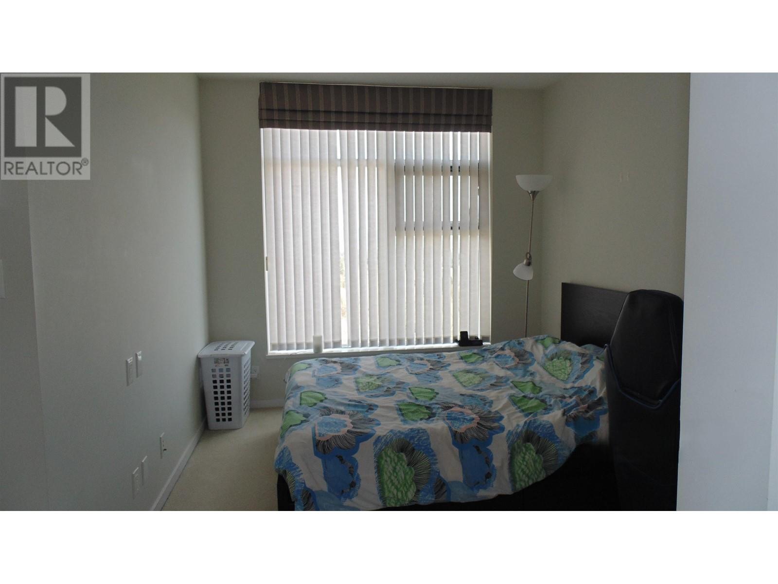 2808 3102 Windsor Gate Property Photo 14