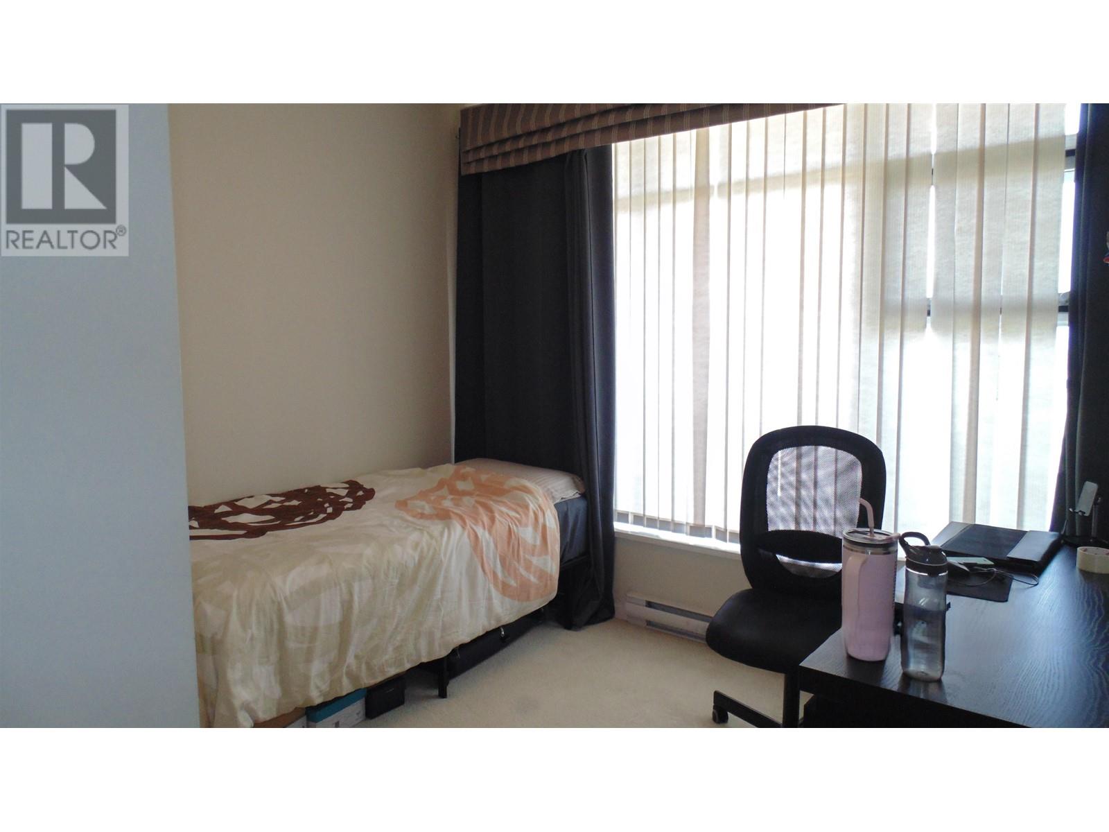 2808 3102 Windsor Gate Property Photo 16