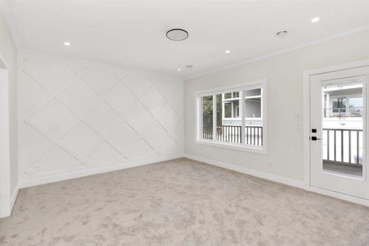 16685 15a Avenue Property Photo 13