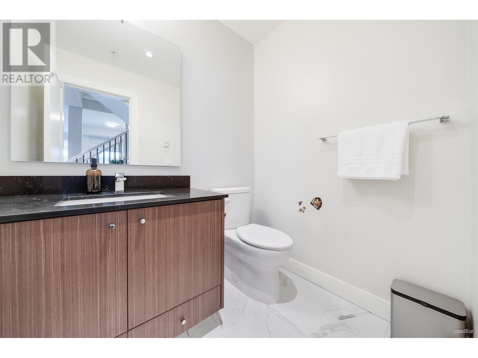 18 13040 No. 2 Road Property Photo 28