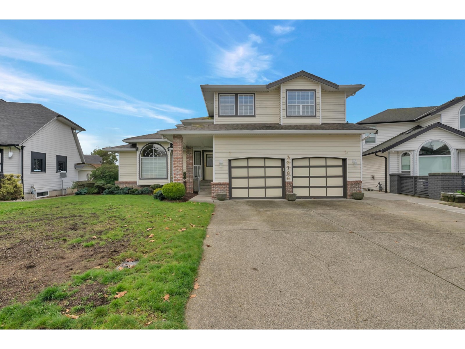 32186 Elkford Drive Property Photo 3