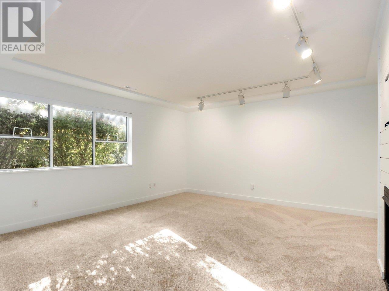1 1900 Indian River Crescent Property Photo 29