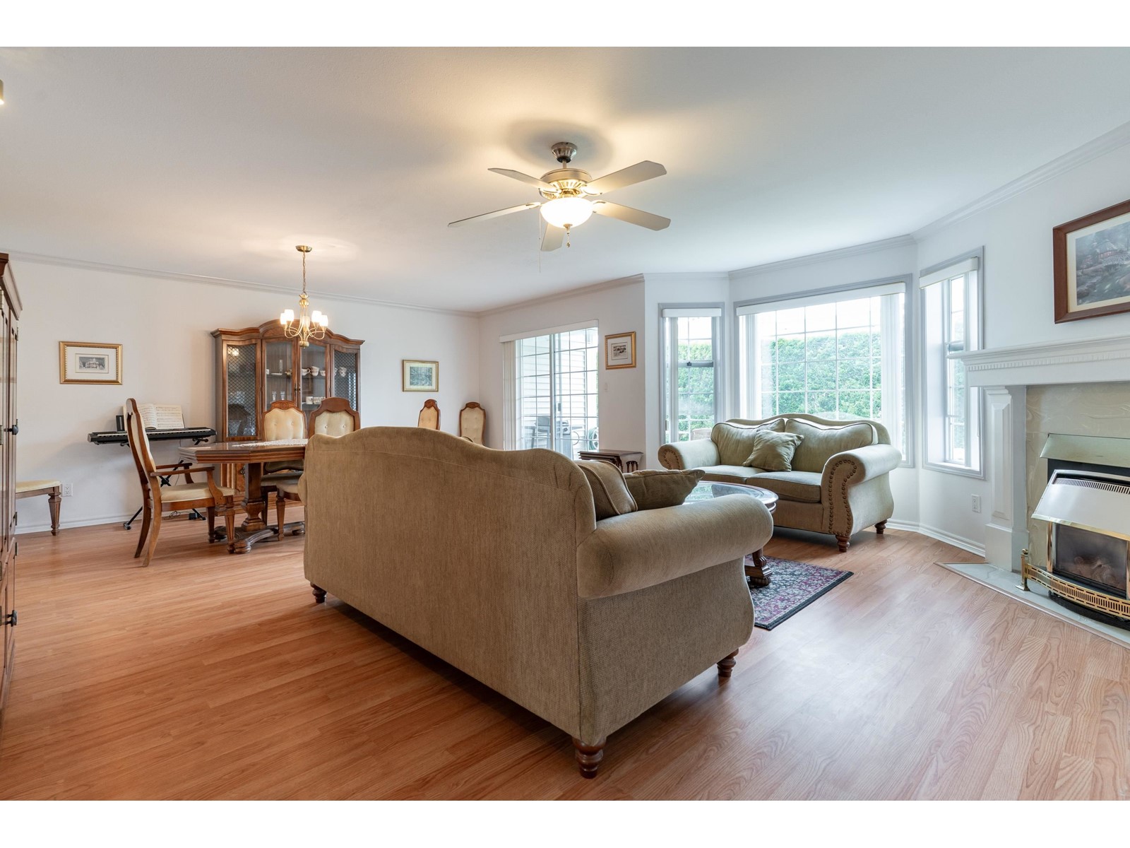 209 9109 154 Street Property Photo 6