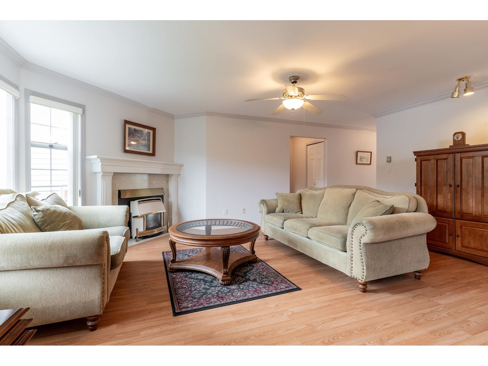 209 9109 154 Street Property Photo 8