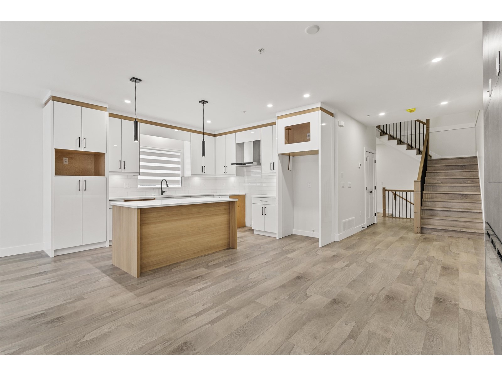32547 Higginbottom Court Property Photo 2