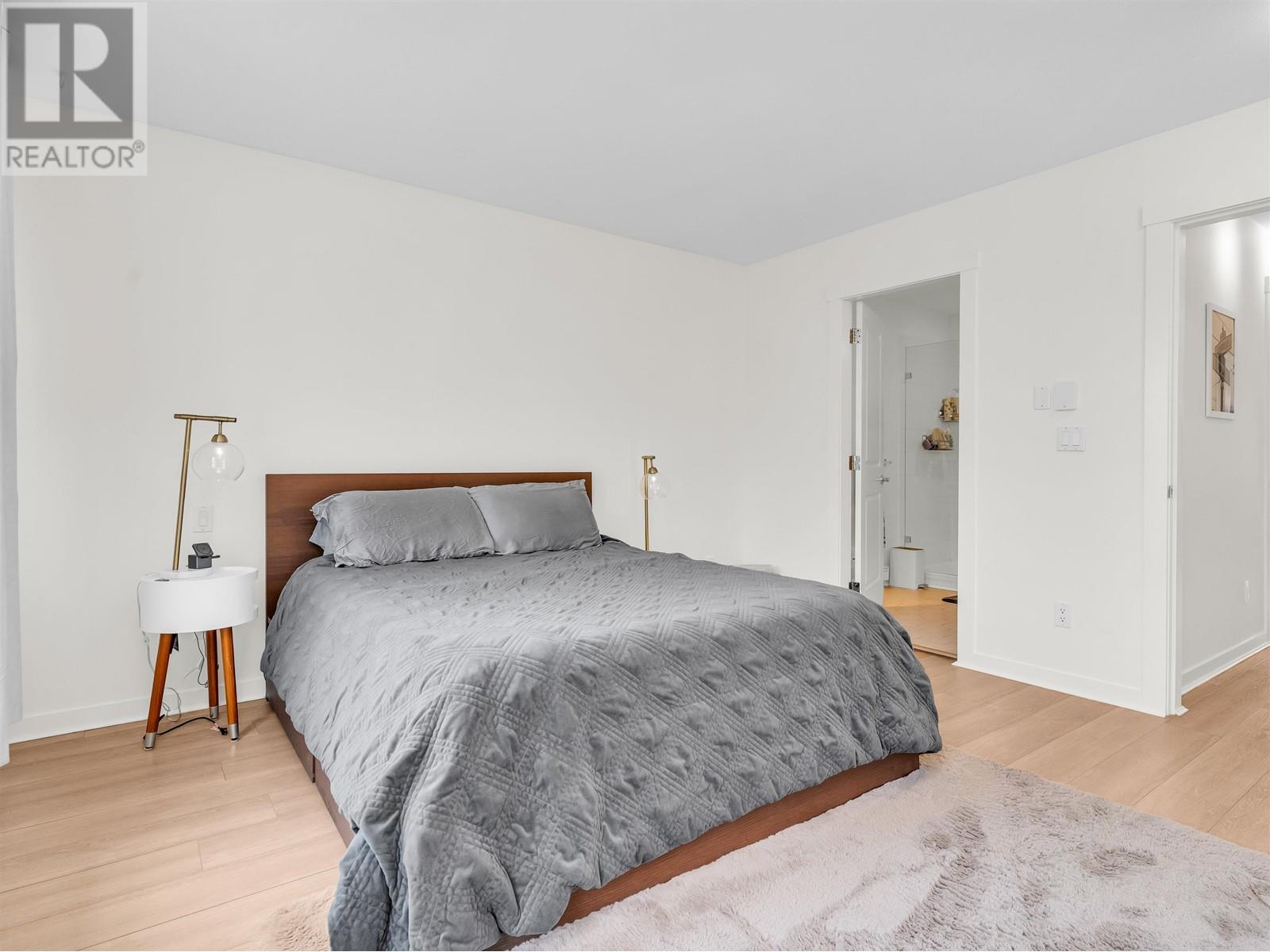 11 1248 Holtby Street Property Photo 18