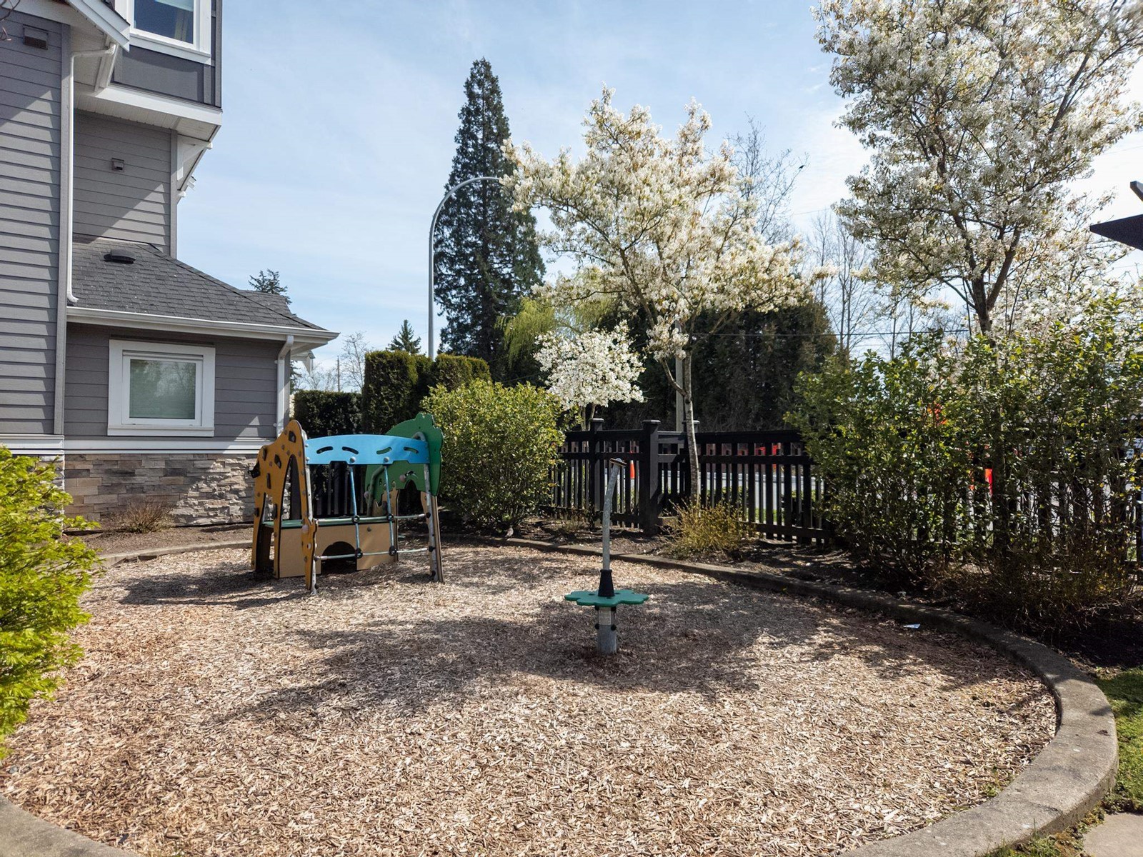 73 20860 76 Avenue Property Photo 28