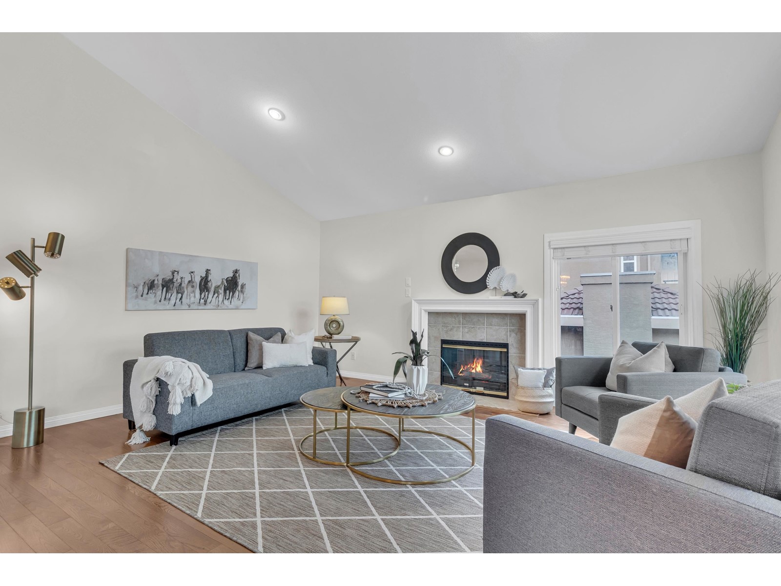 35907 Regal Parkway Property Photo 7