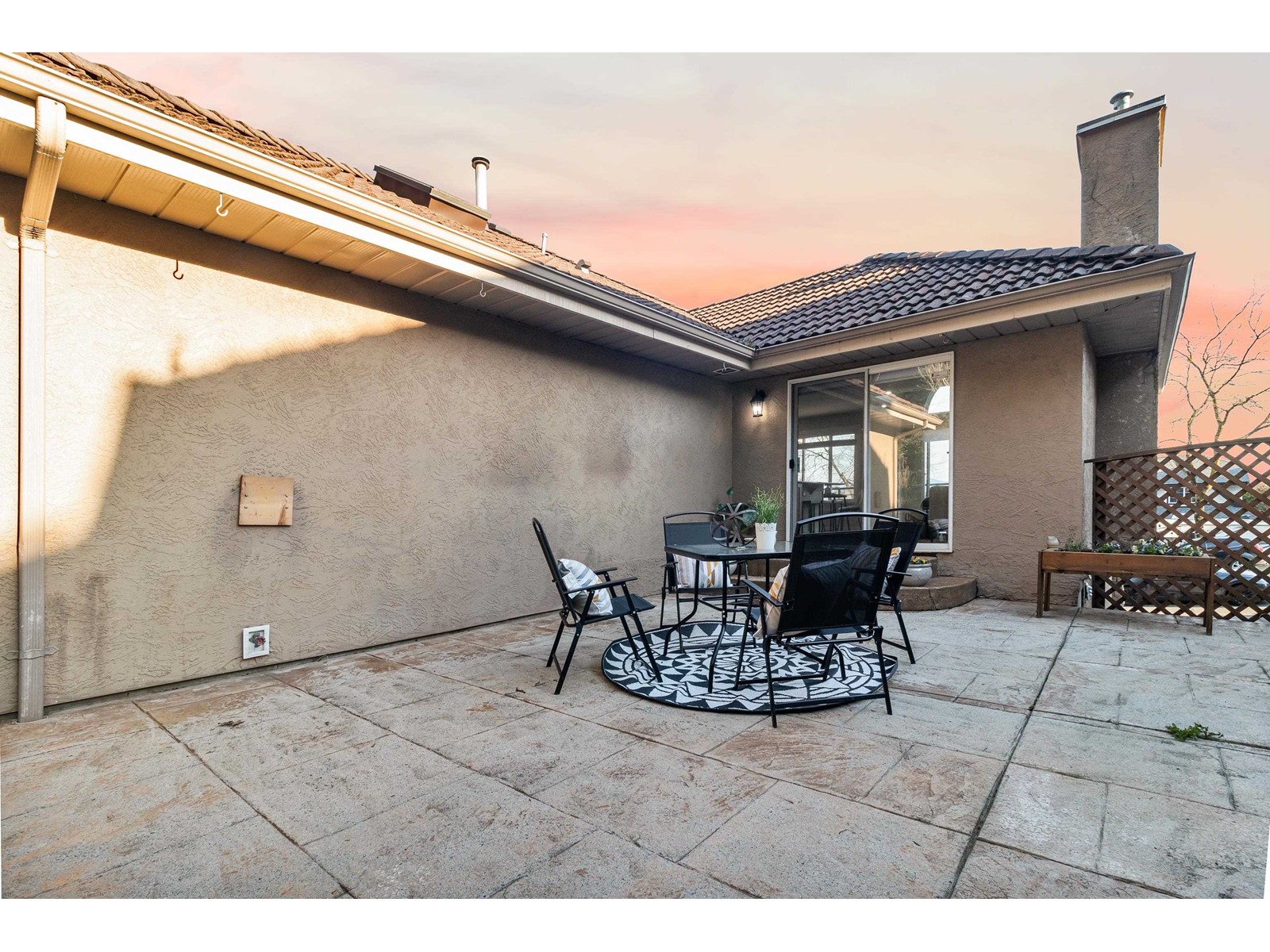 35907 Regal Parkway Property Photo 22