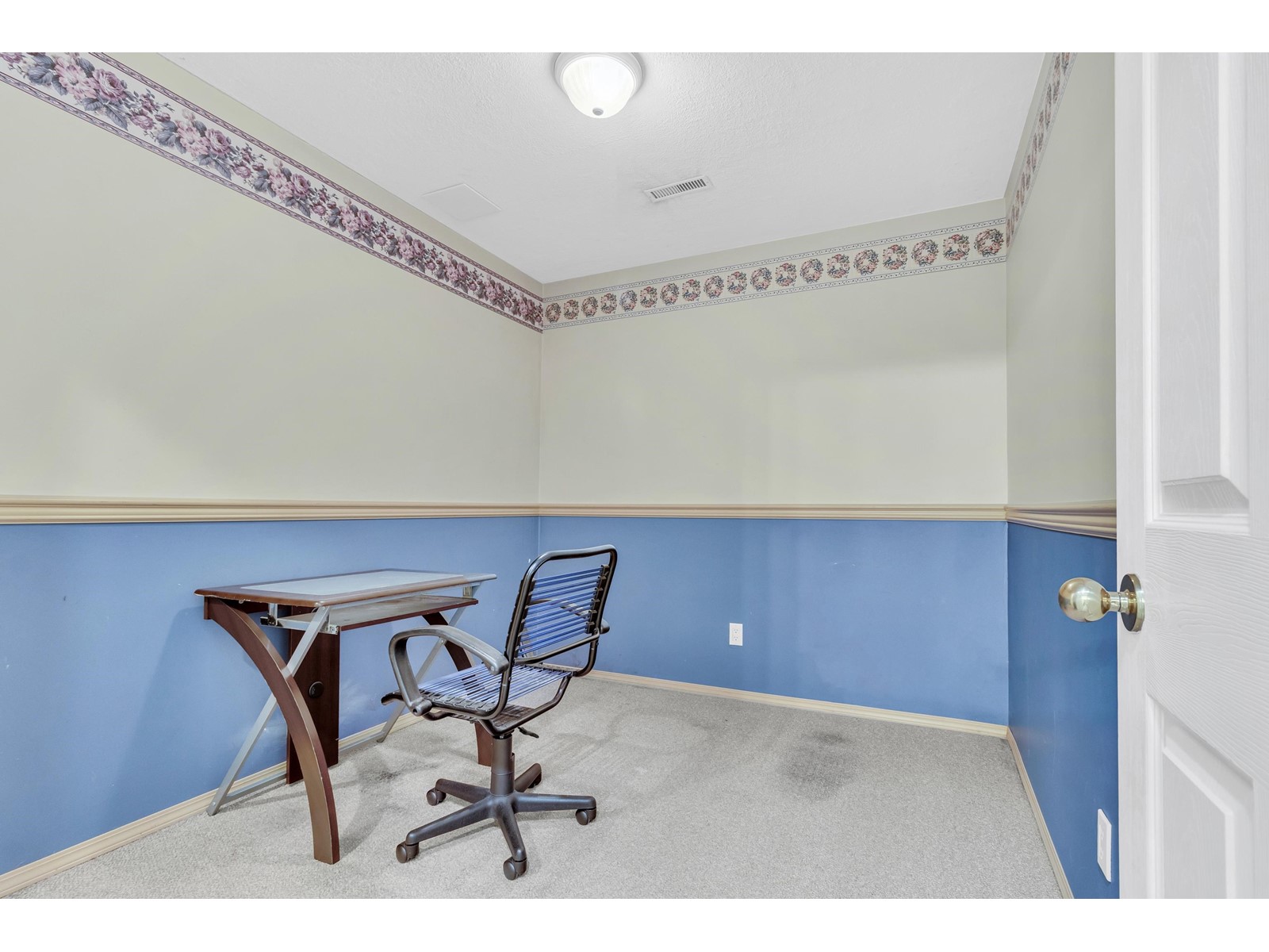 35907 Regal Parkway Property Photo 30