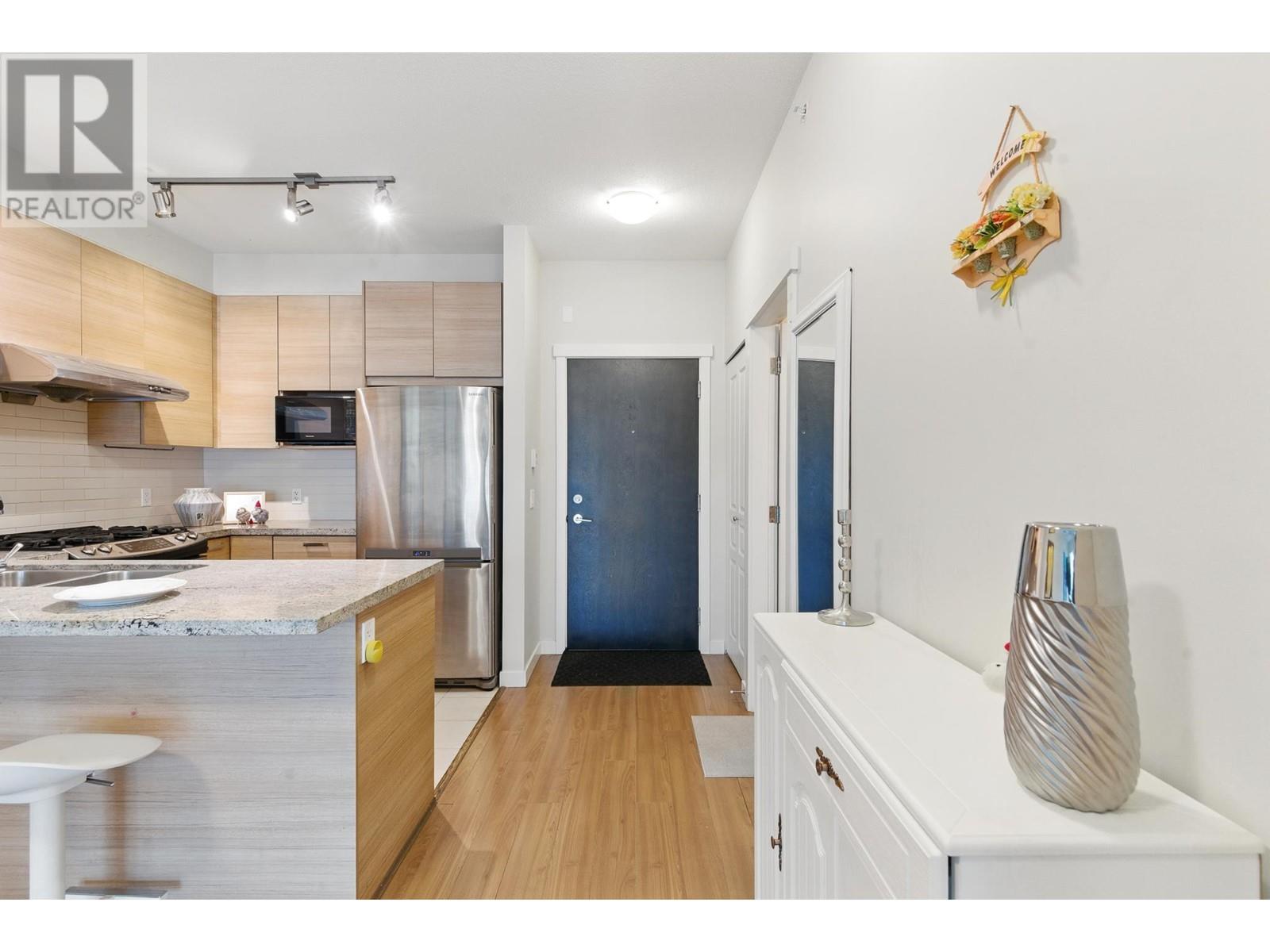 428 9388 Mckim Way Property Photo 10
