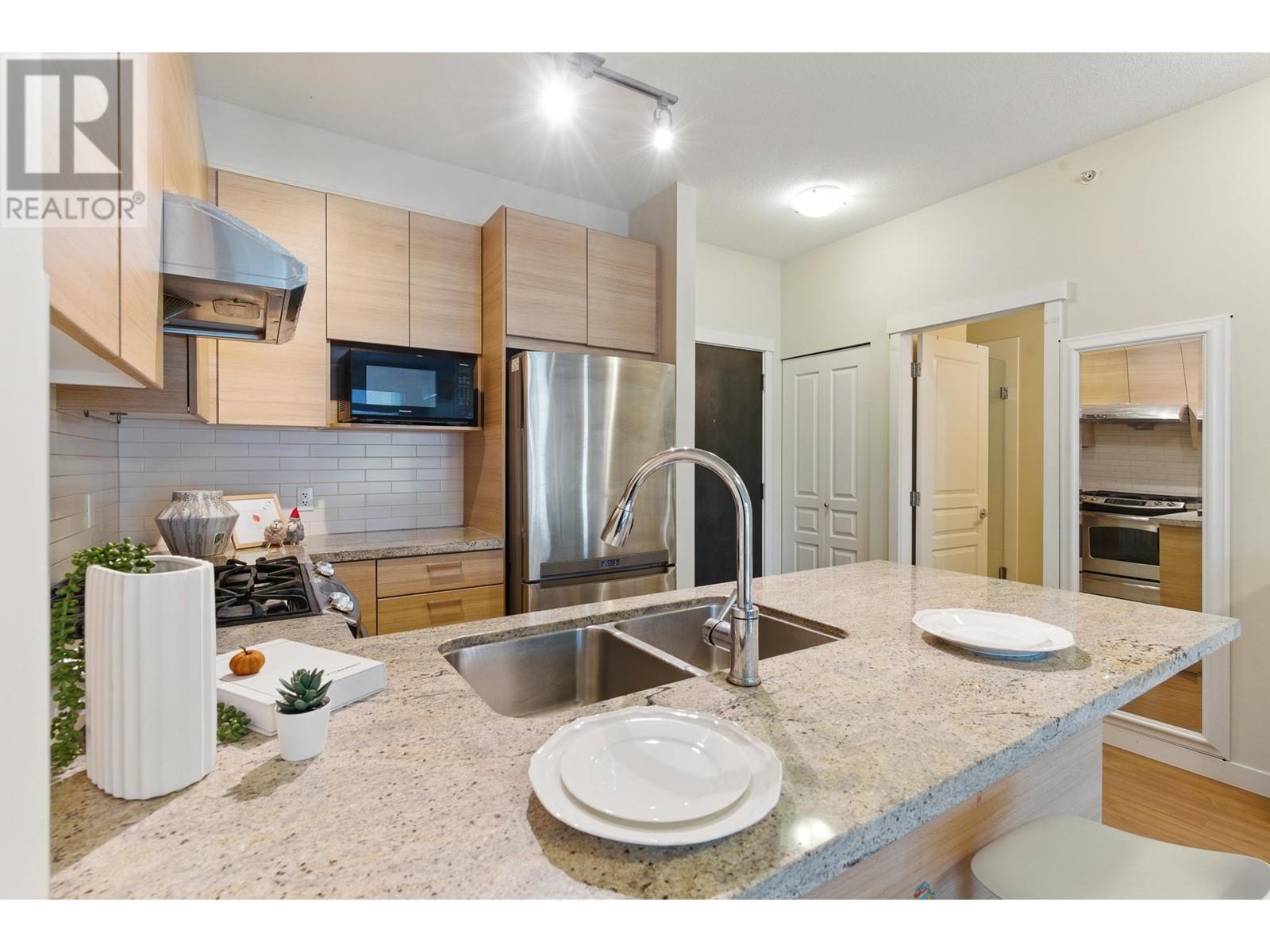 428 9388 Mckim Way Property Photo 11