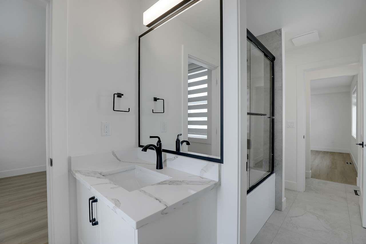 19660 75 Avenue Property Photo 24