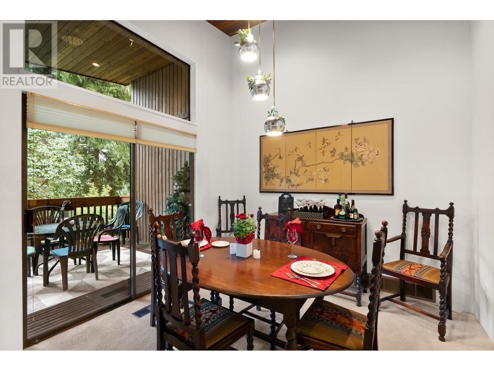 300 Loach Place Property Photo 7