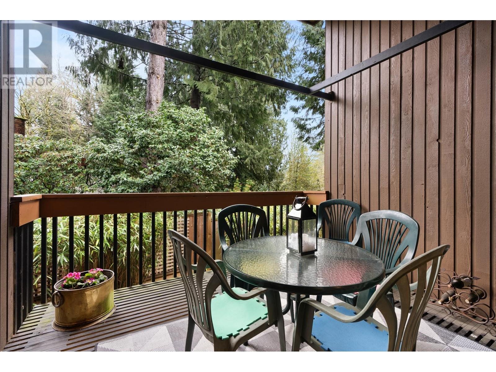 300 Loach Place Property Photo 8