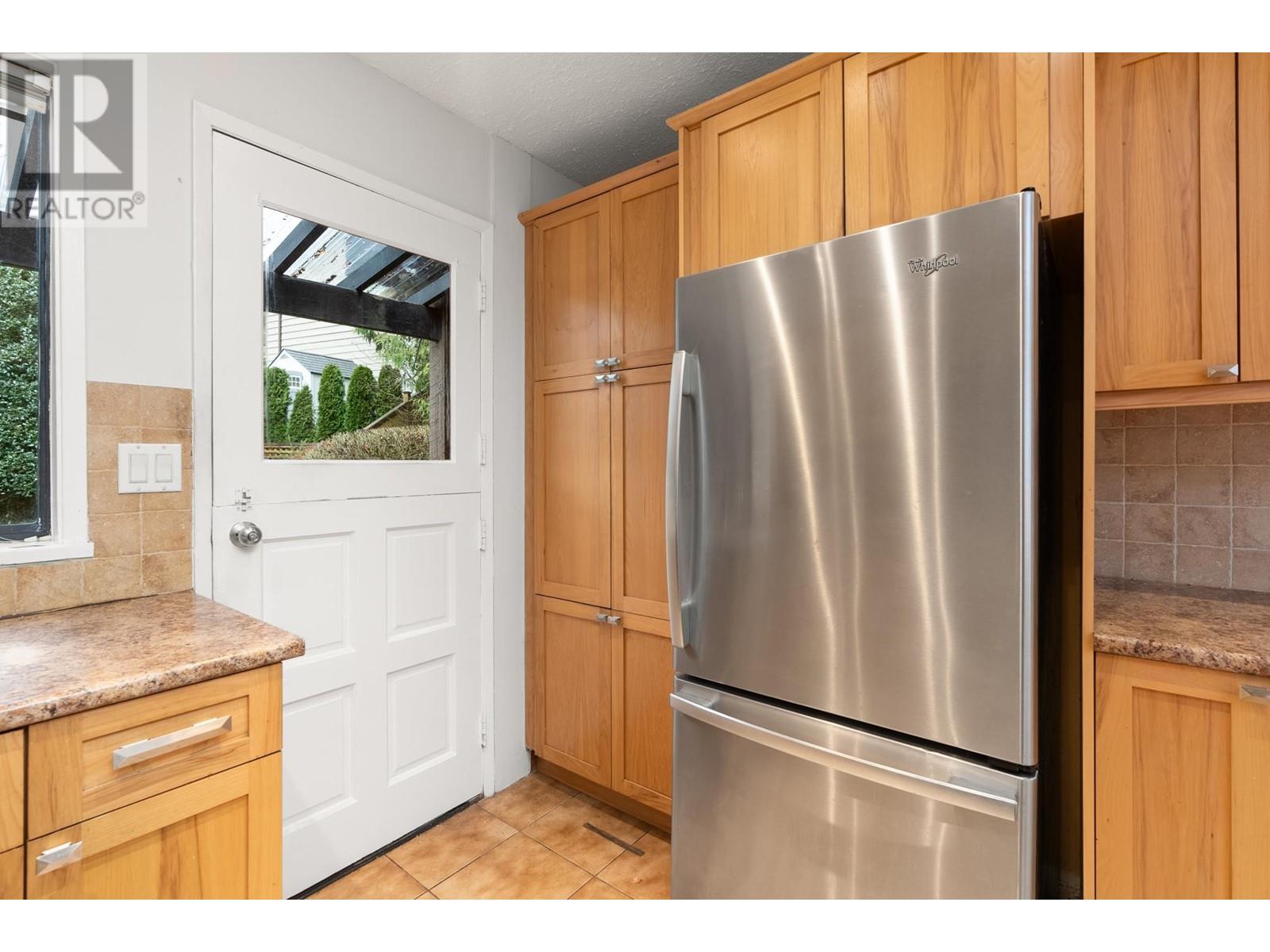 300 Loach Place Property Photo 11