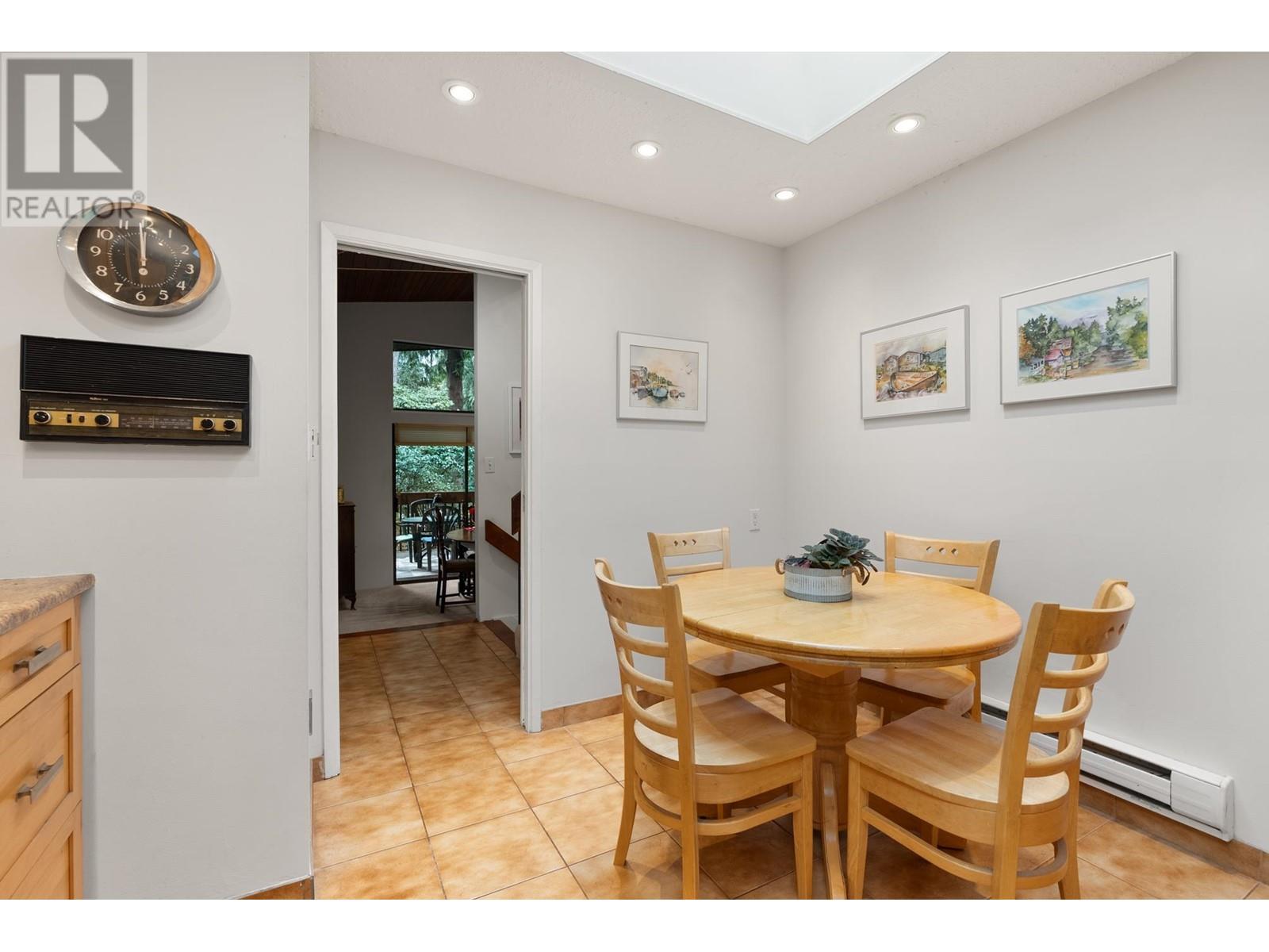 300 Loach Place Property Photo 16