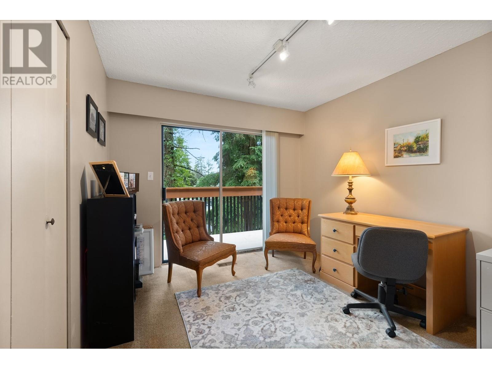 300 Loach Place Property Photo 25