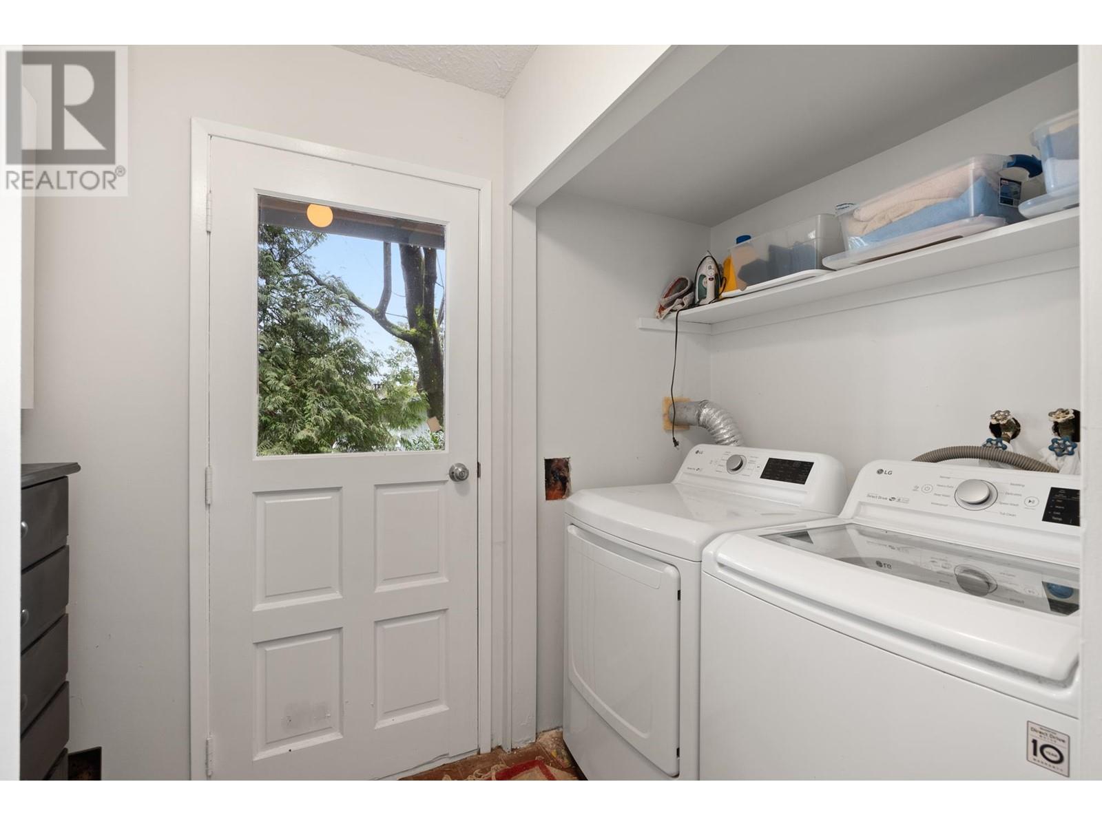 300 Loach Place Property Photo 26