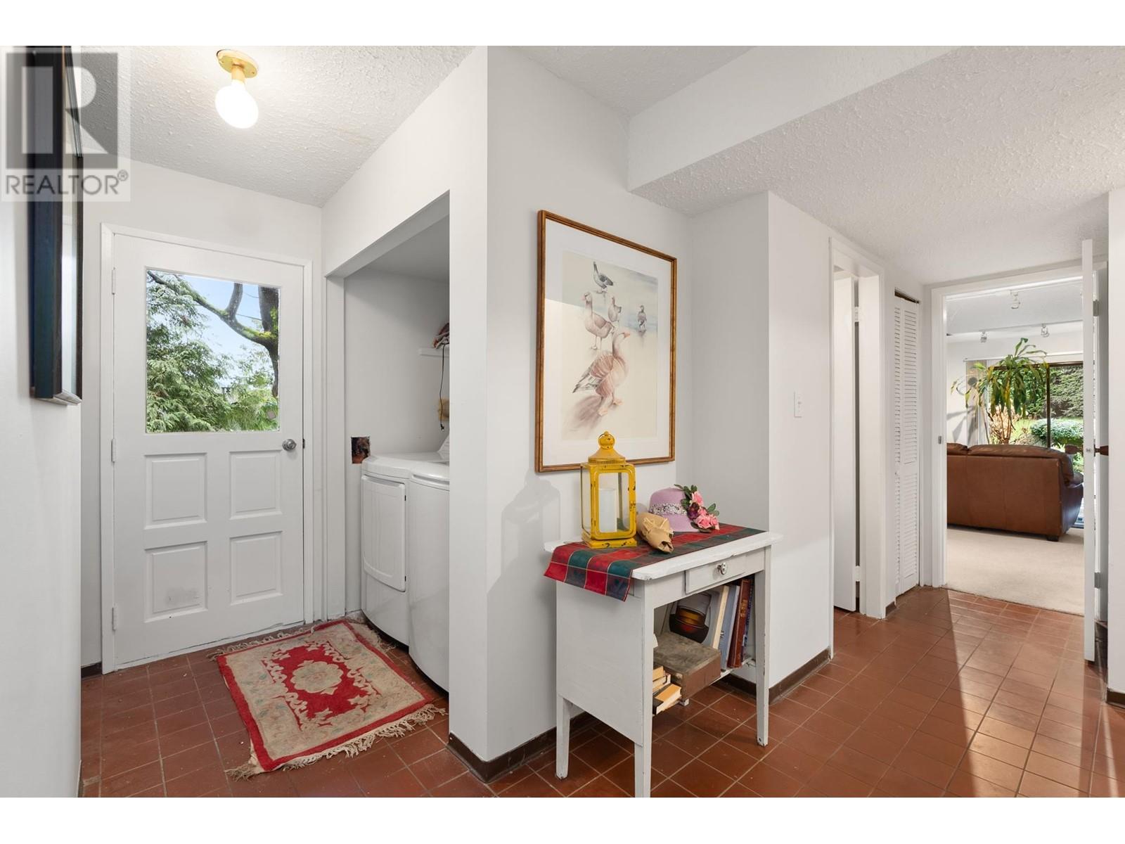 300 Loach Place Property Photo 27