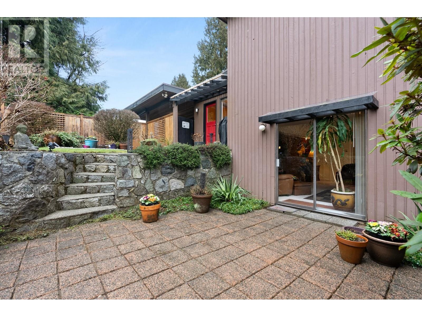 300 Loach Place Property Photo 35