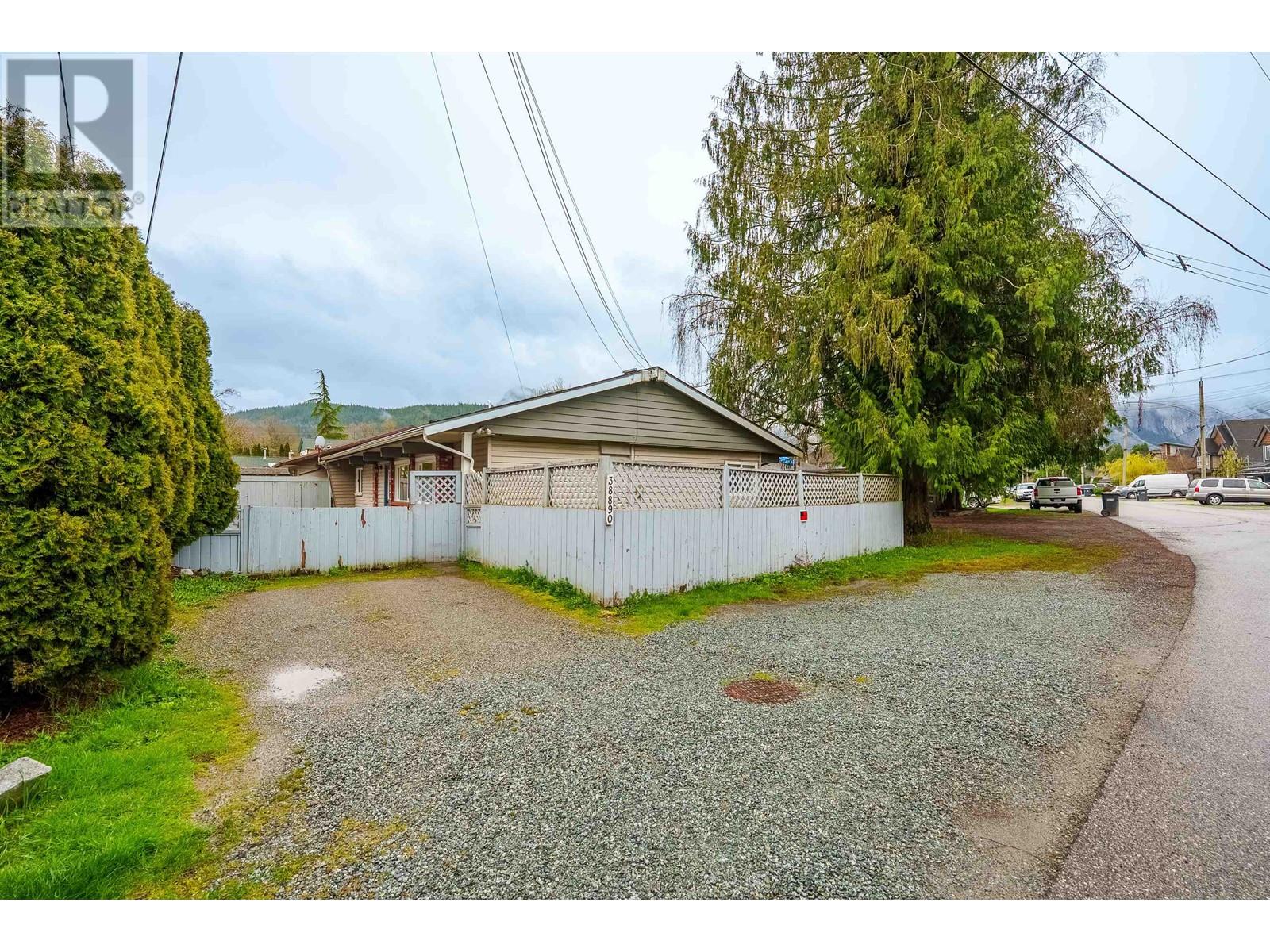 38890 Garibaldi Avenue Property Photo 17