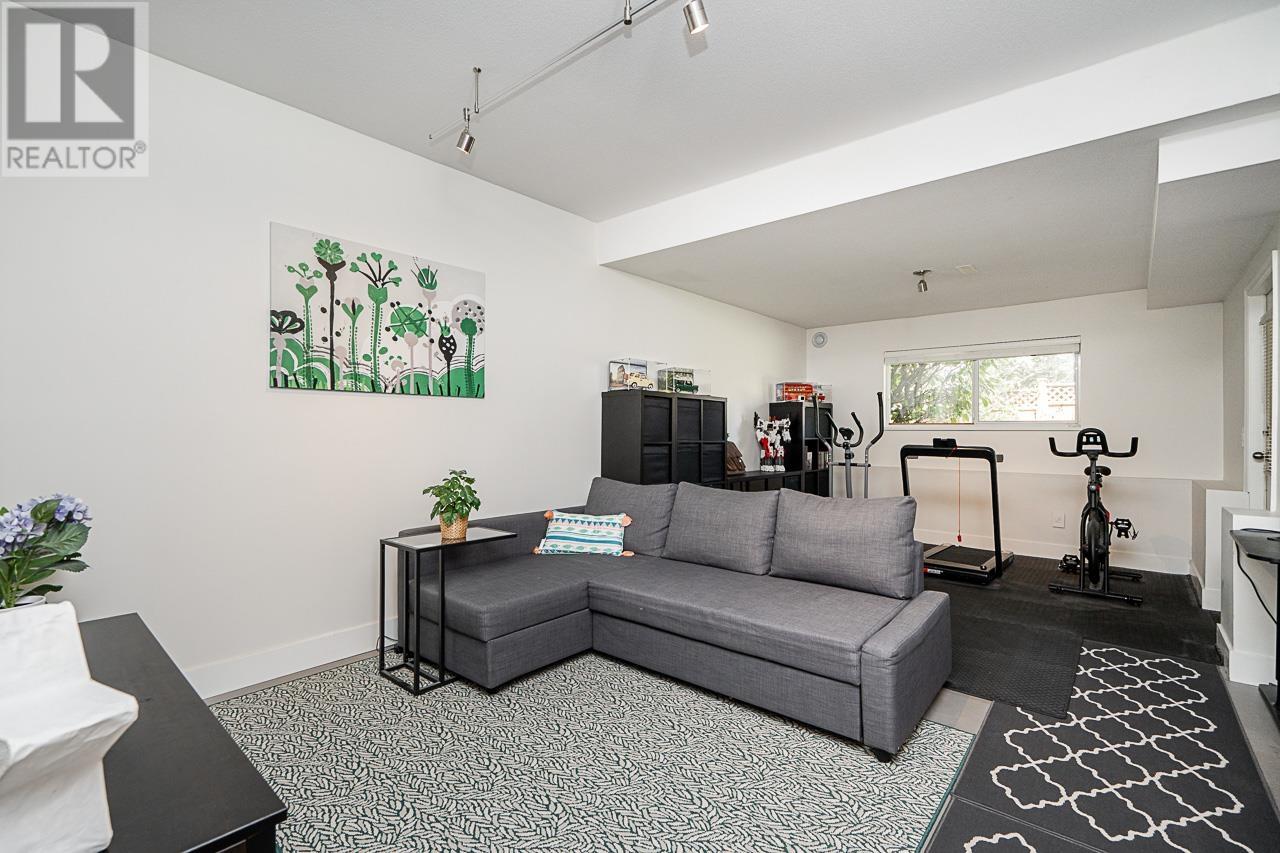 32 7488 Mulberry Place Property Photo 20