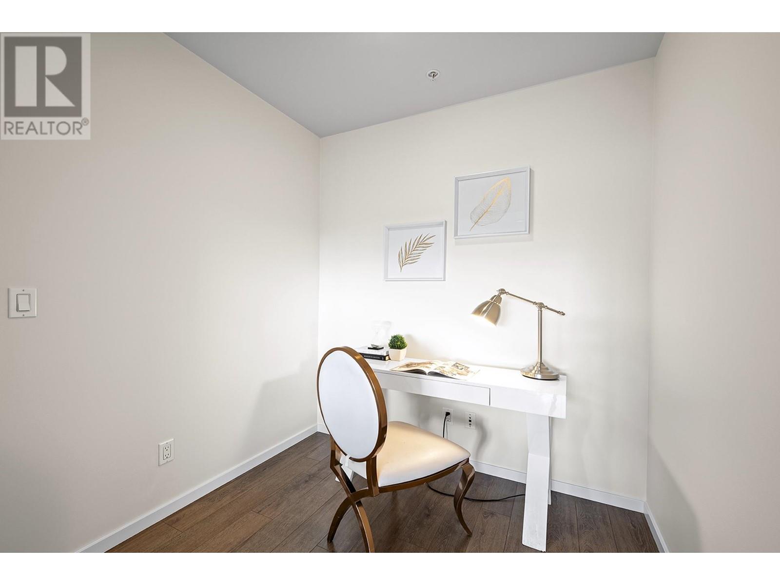 305 210 Lebleu Street Property Photo 13
