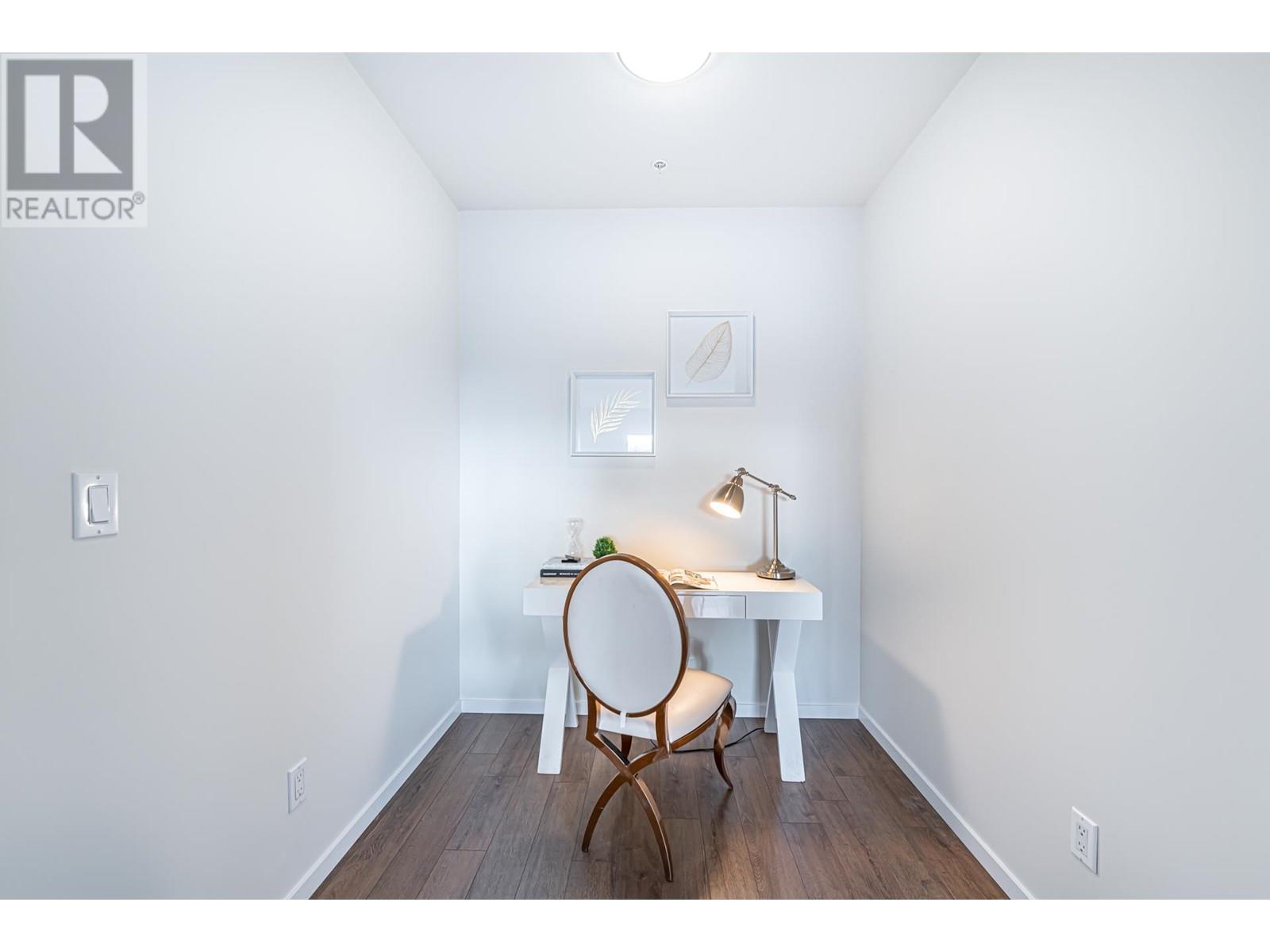 305 210 Lebleu Street Property Photo 14