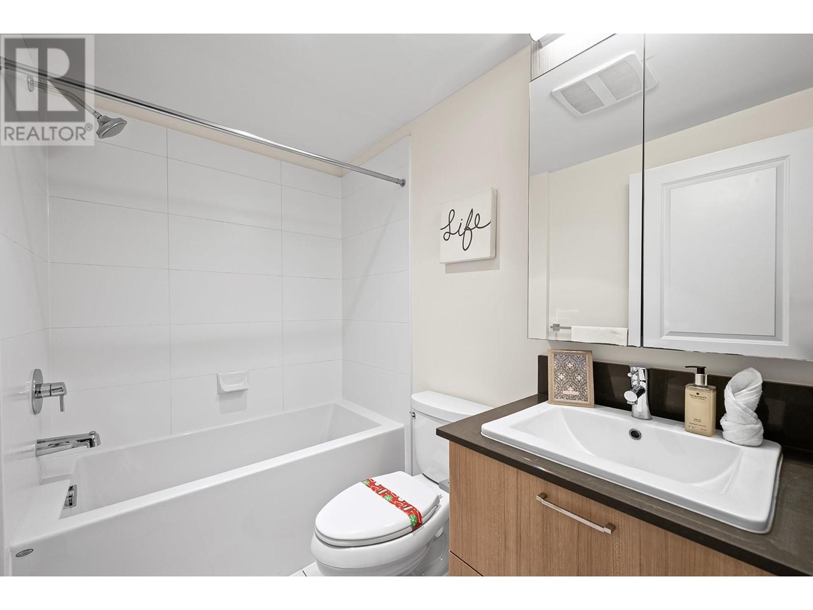 305 210 Lebleu Street Property Photo 25