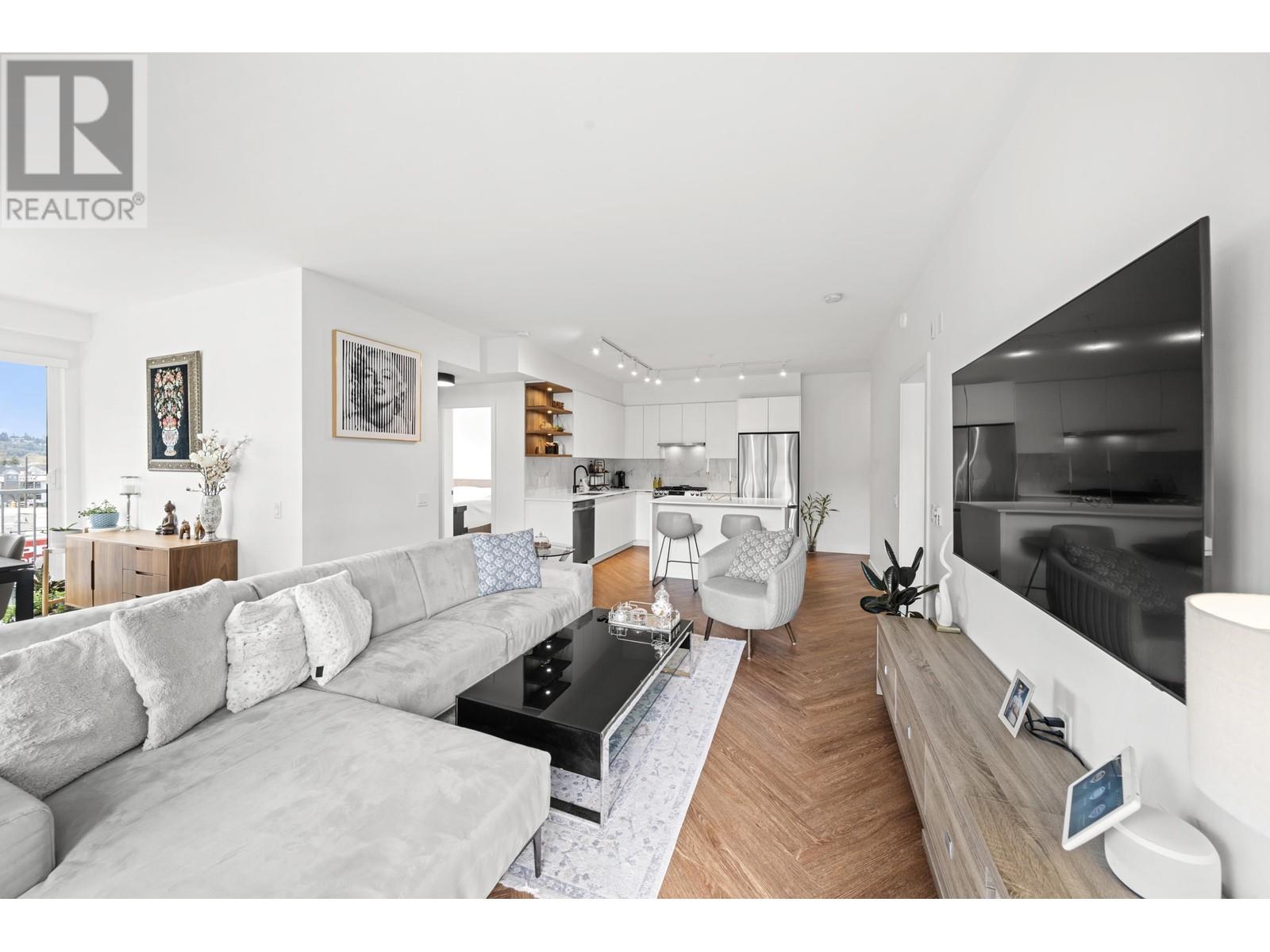 406 3229 St Johns Street Property Photo 17
